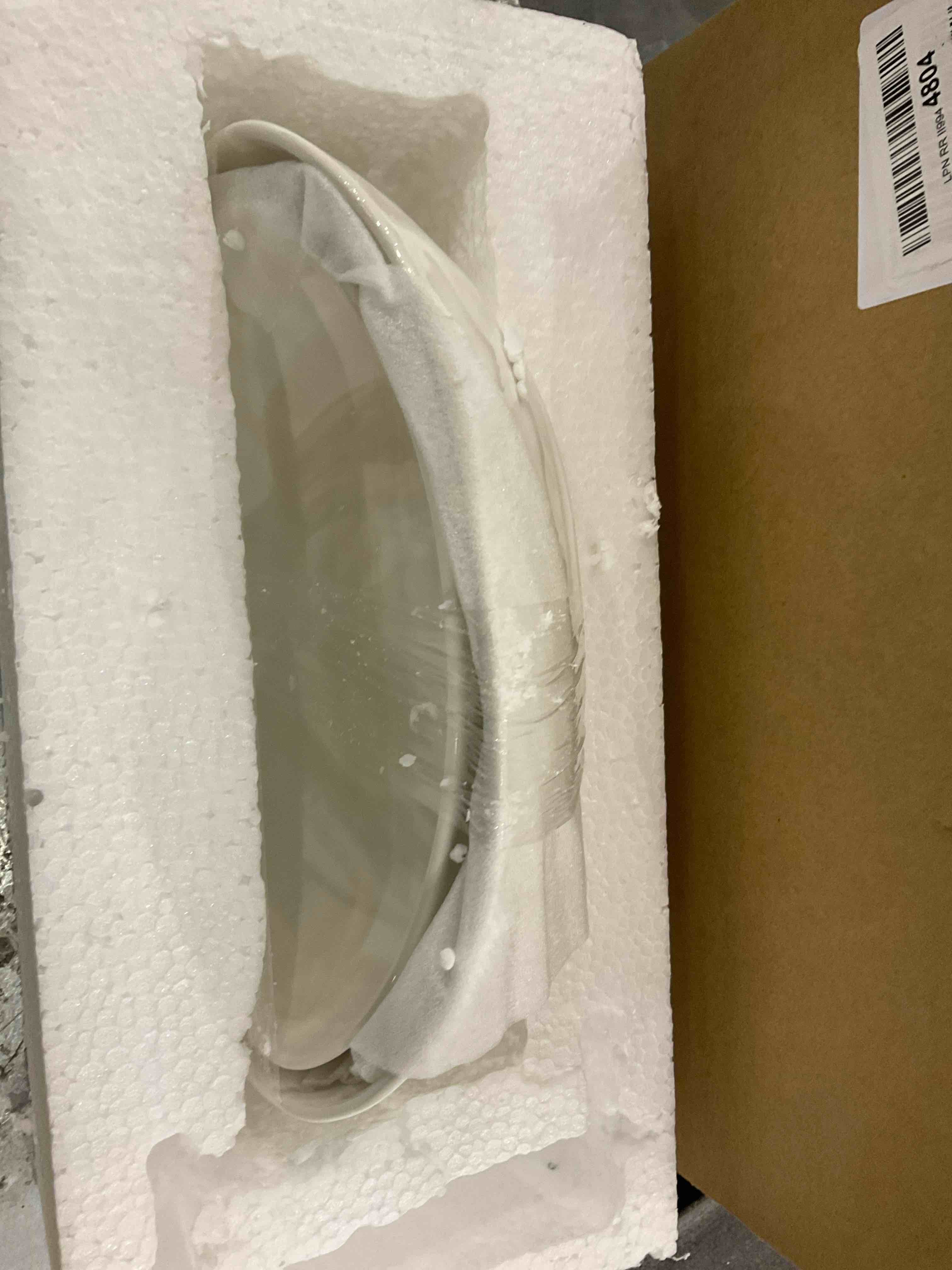 https://s3.amazonaws.com/lotting-images-prod/BargainHunt/EXS01012831_1708098795349.jpeg