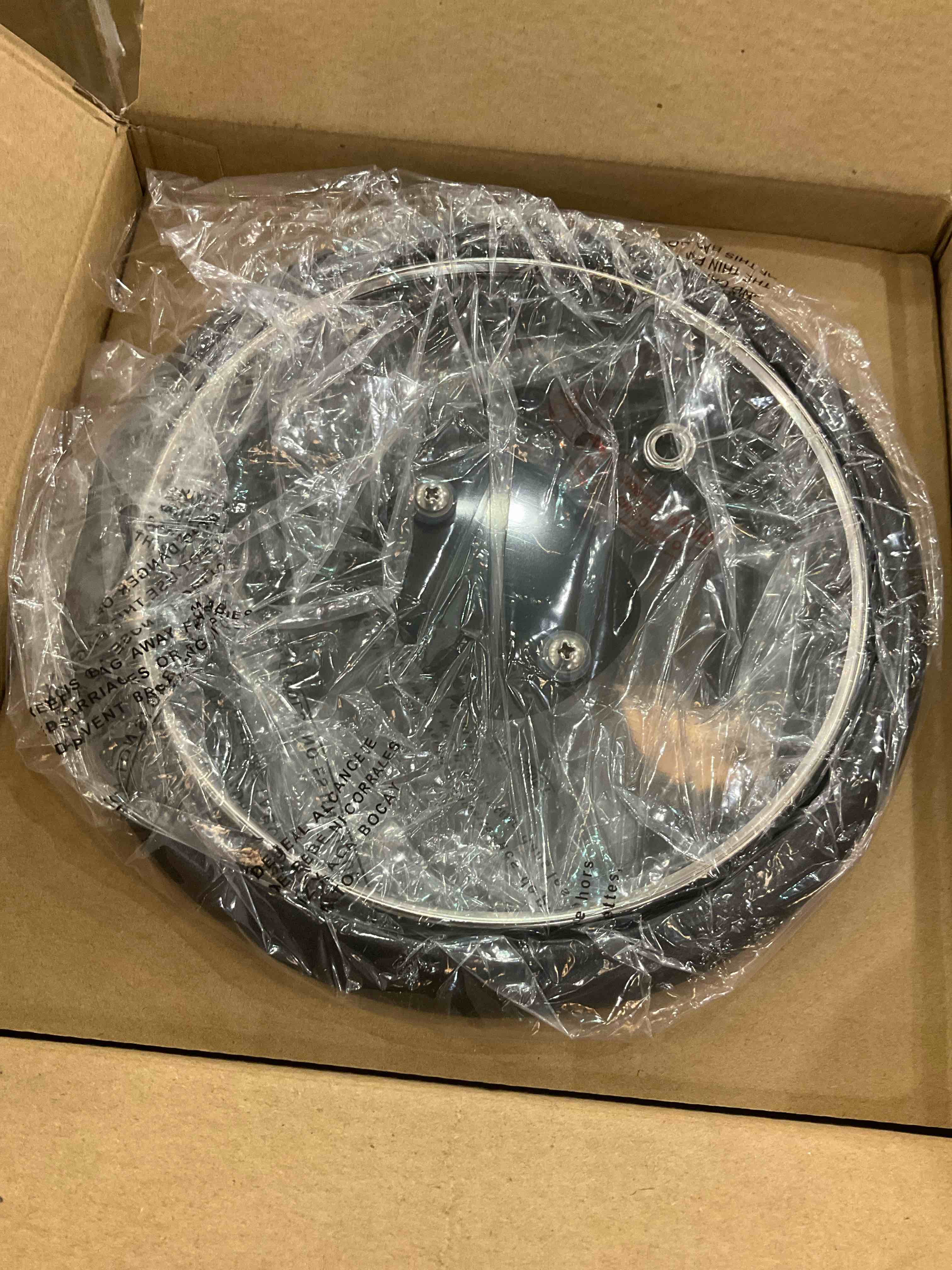 https://s3.amazonaws.com/lotting-images-prod/BargainHunt/EXS01012868_1708112674515.jpeg