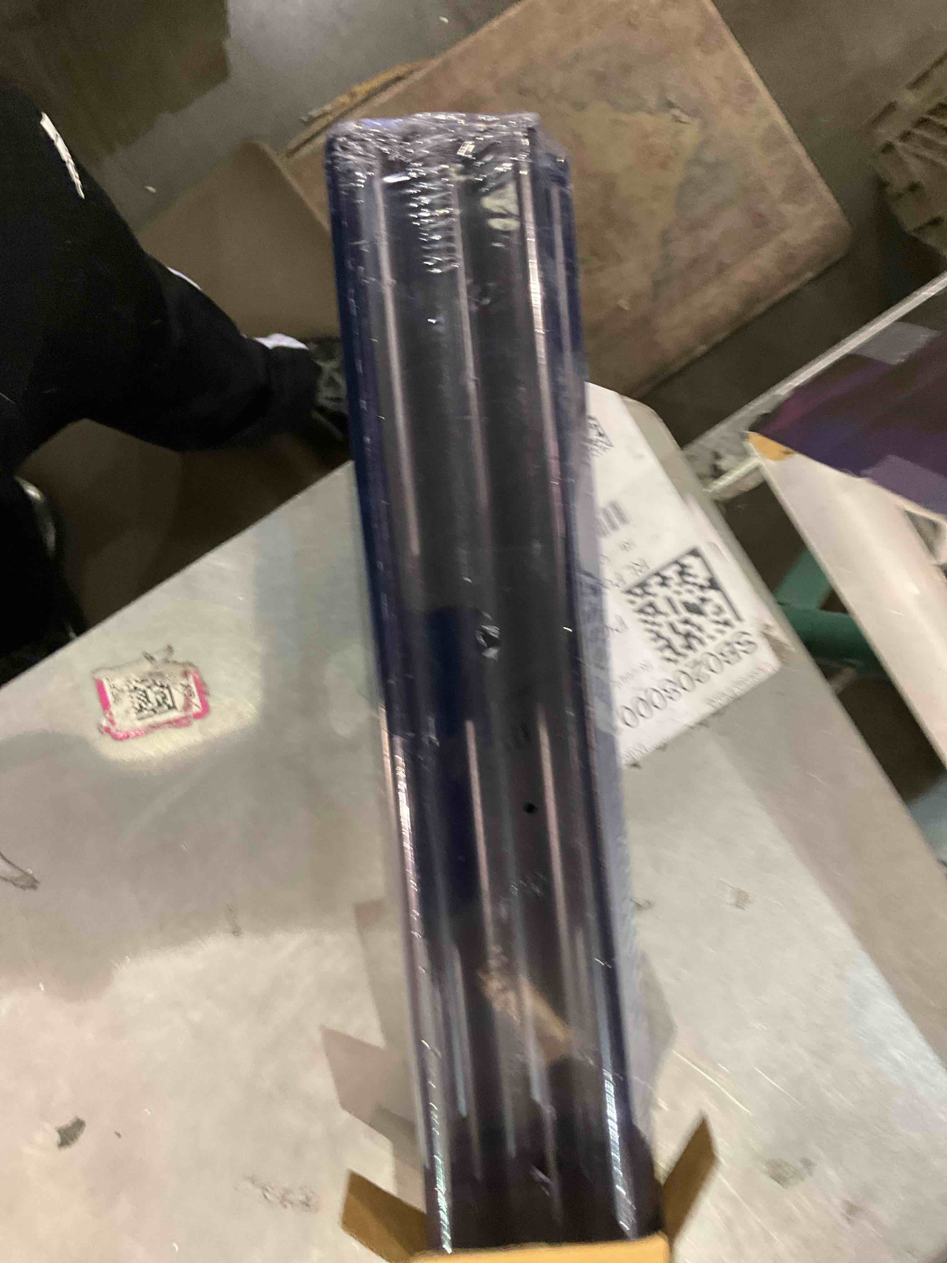 GeilSpace 6 Pack 3/4" Ã— 24" Pre-Cut Black Metal Pipe, Industrial Steel Fits Standard Three Quarters Inch Black Threaded Pipes and Fittings - Vintage DIY Industrial Shelving (3/4" Ã— 24", Black)