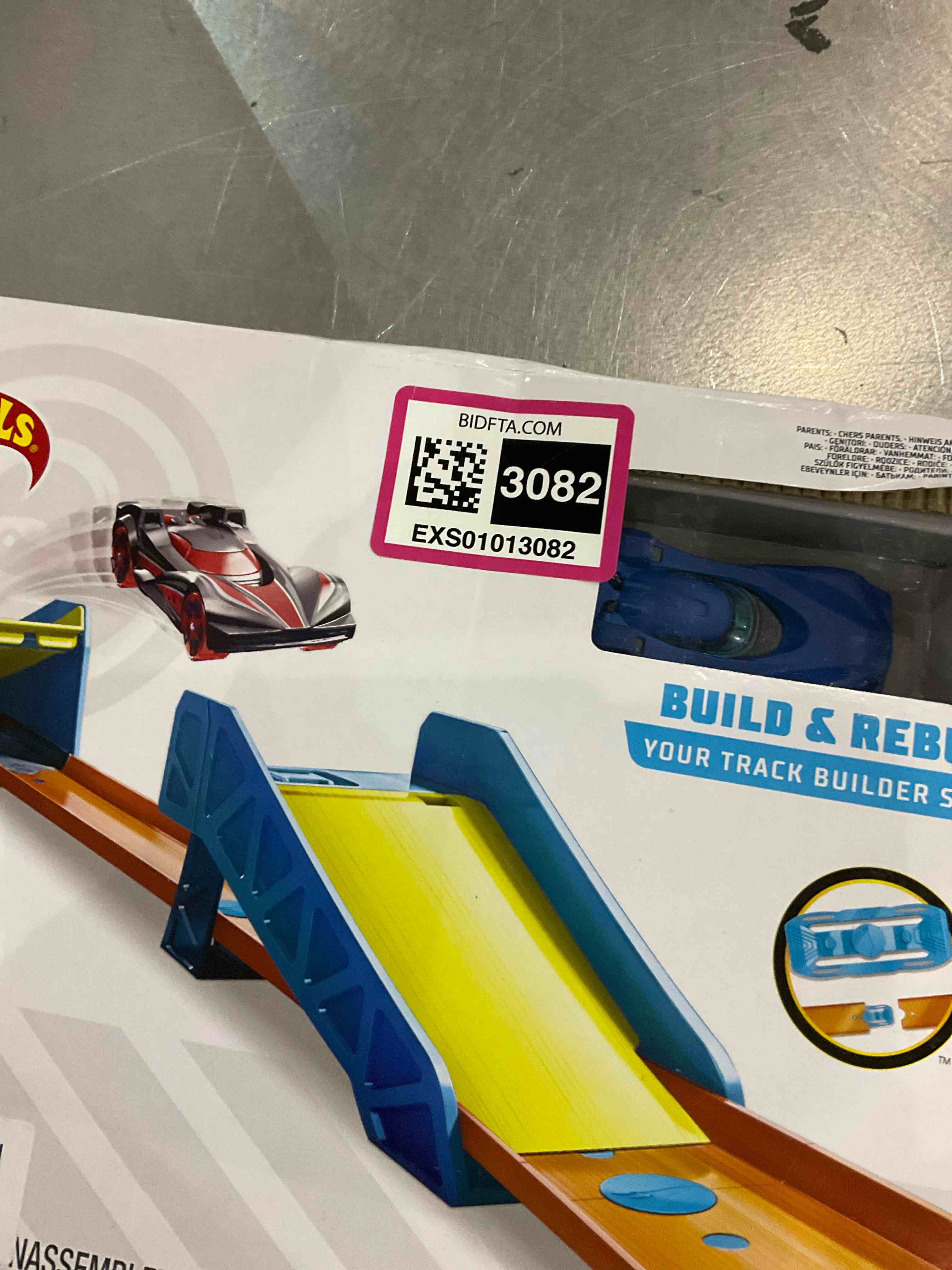 https://s3.amazonaws.com/lotting-images-prod/BargainHunt/EXS01013082_1707485004249.jpeg