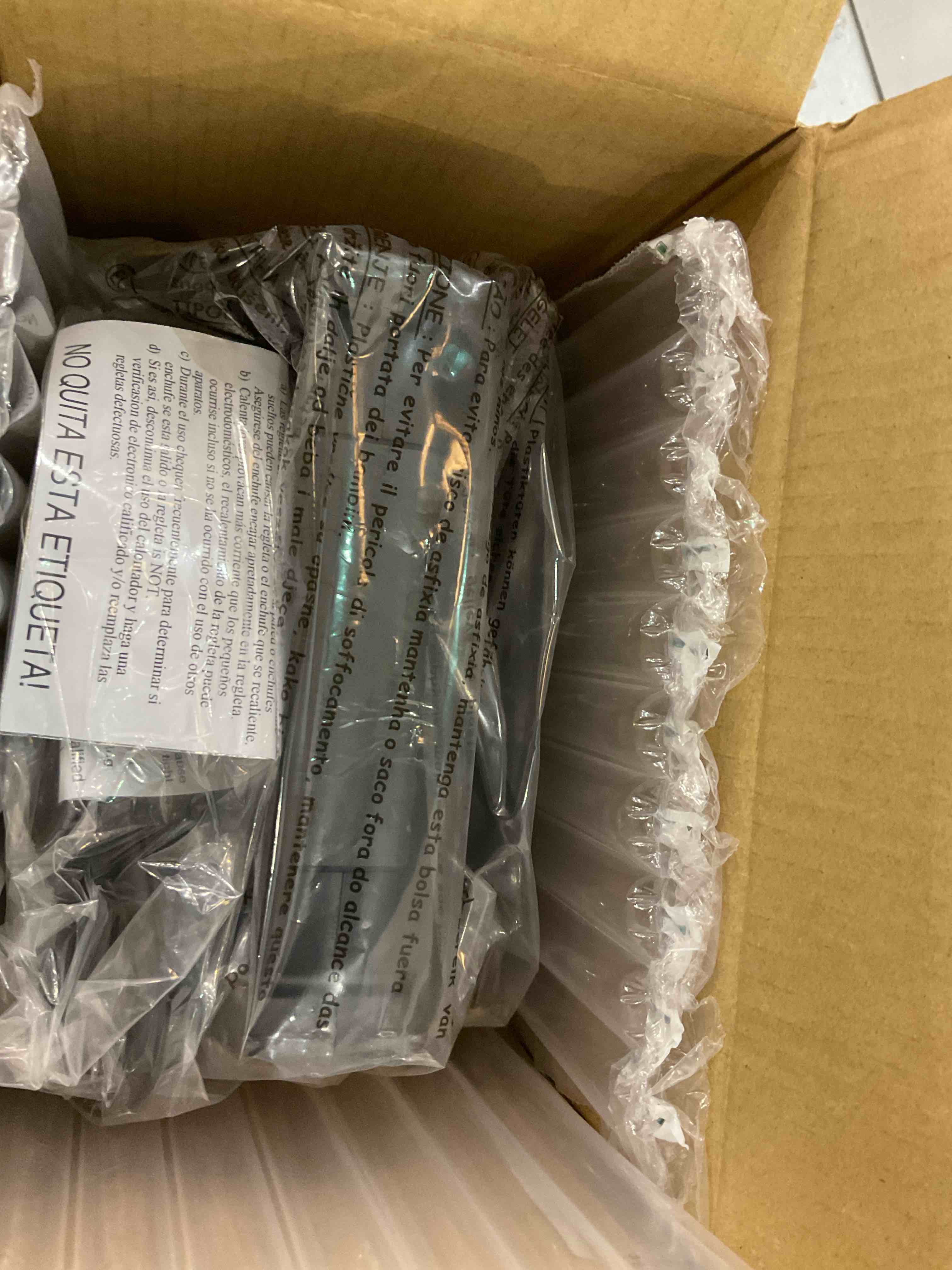 https://s3.amazonaws.com/lotting-images-prod/BargainHunt/EXS01013656_1708101675698.jpeg