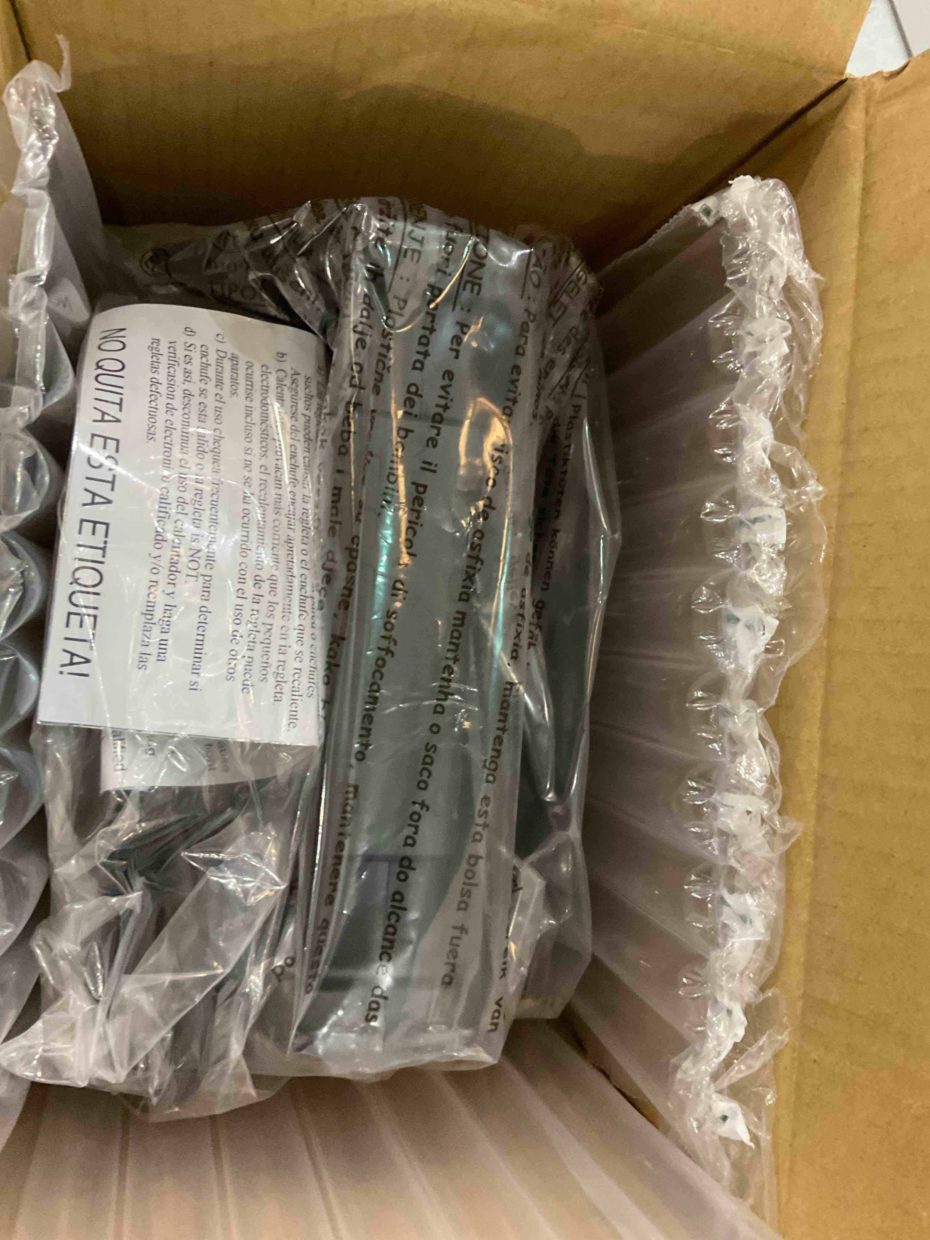 https://s3.amazonaws.com/lotting-images-prod/BargainHunt/EXS01013656_1708101676564.jpeg