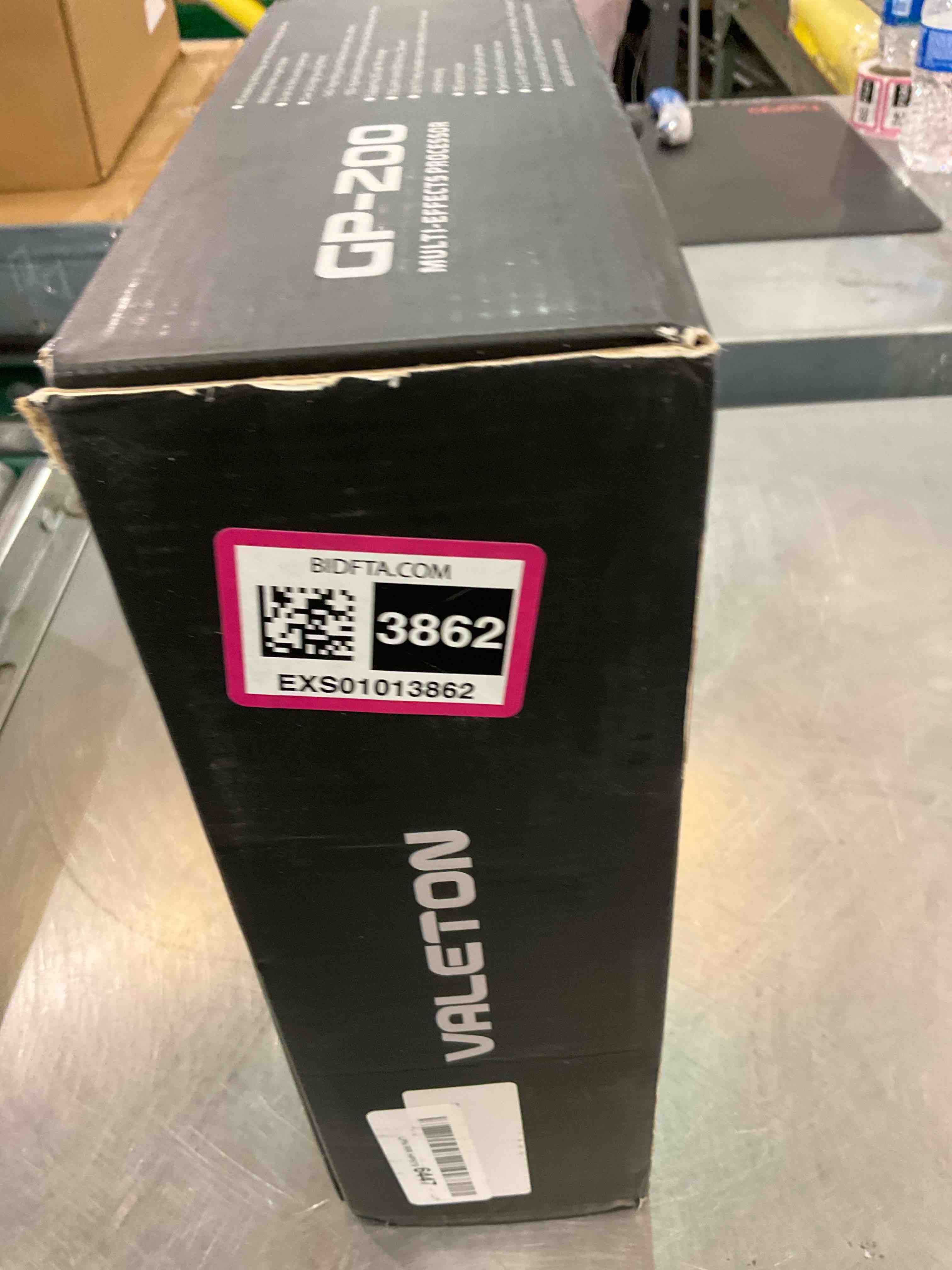 https://s3.amazonaws.com/lotting-images-prod/BargainHunt/EXS01013862_1708358505483.jpeg