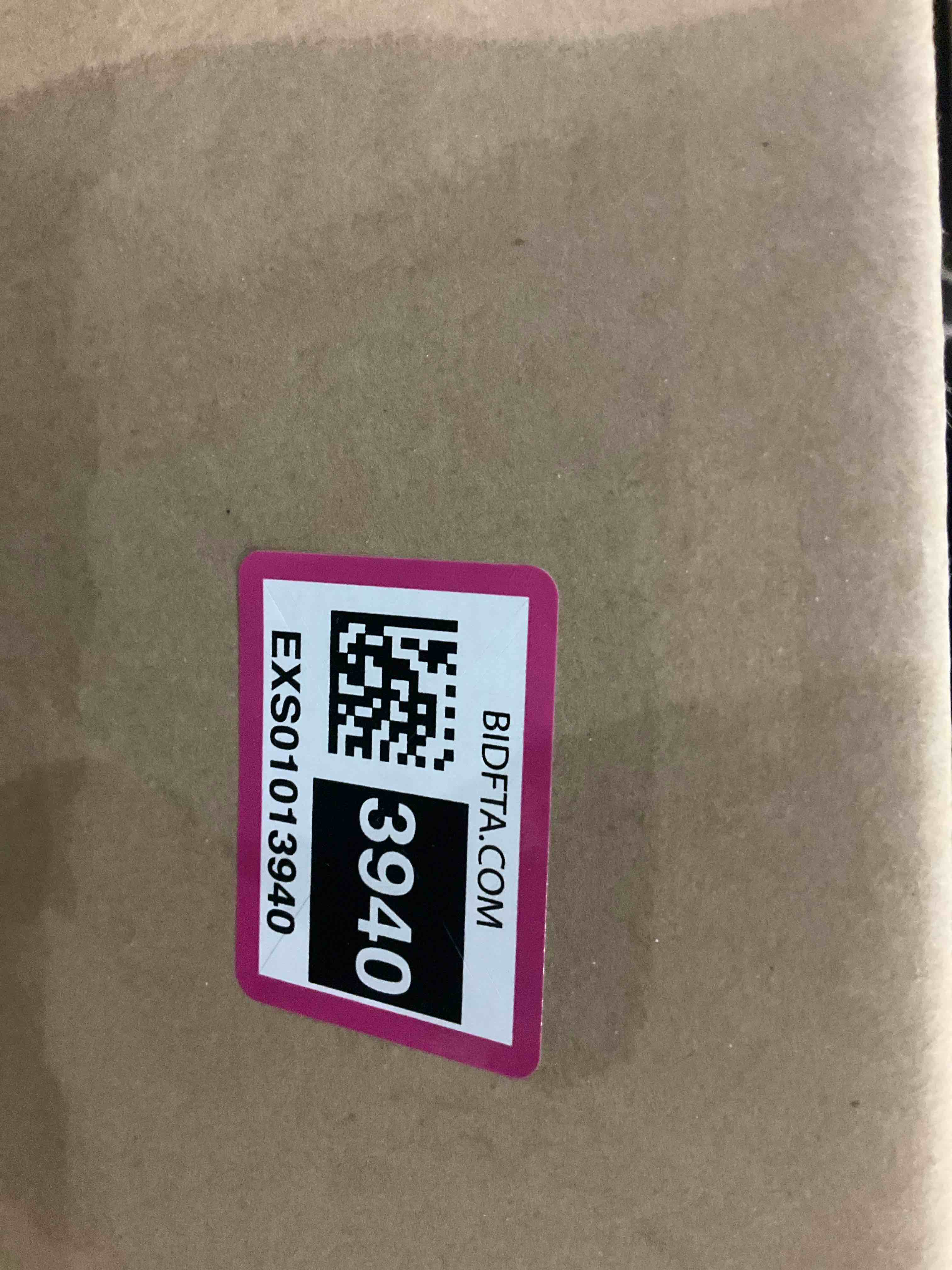 https://s3.amazonaws.com/lotting-images-prod/BargainHunt/EXS01013940_1708434126155.jpeg