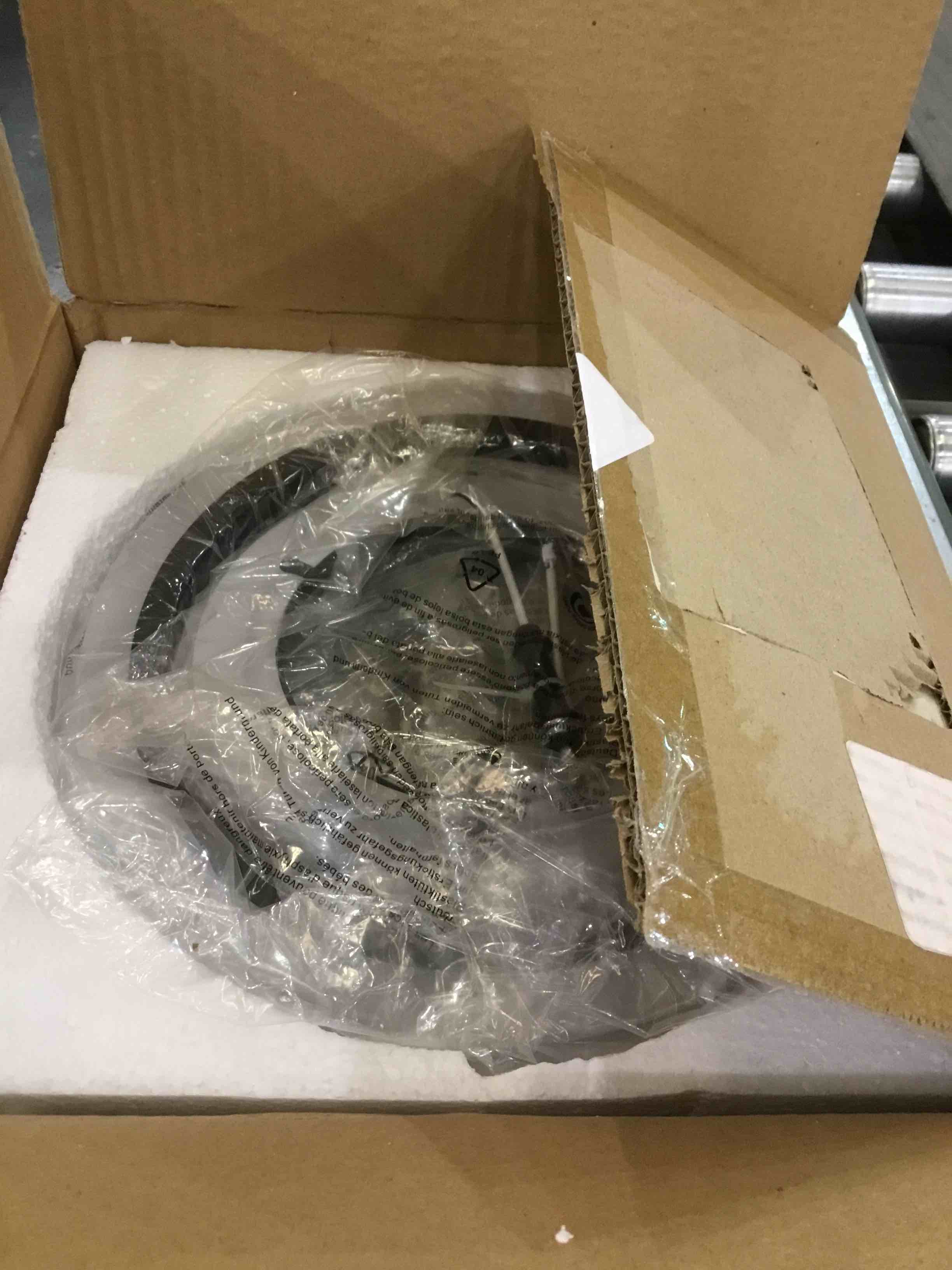 https://s3.amazonaws.com/lotting-images-prod/BargainHunt/EXS01014046_1707940824542.jpeg