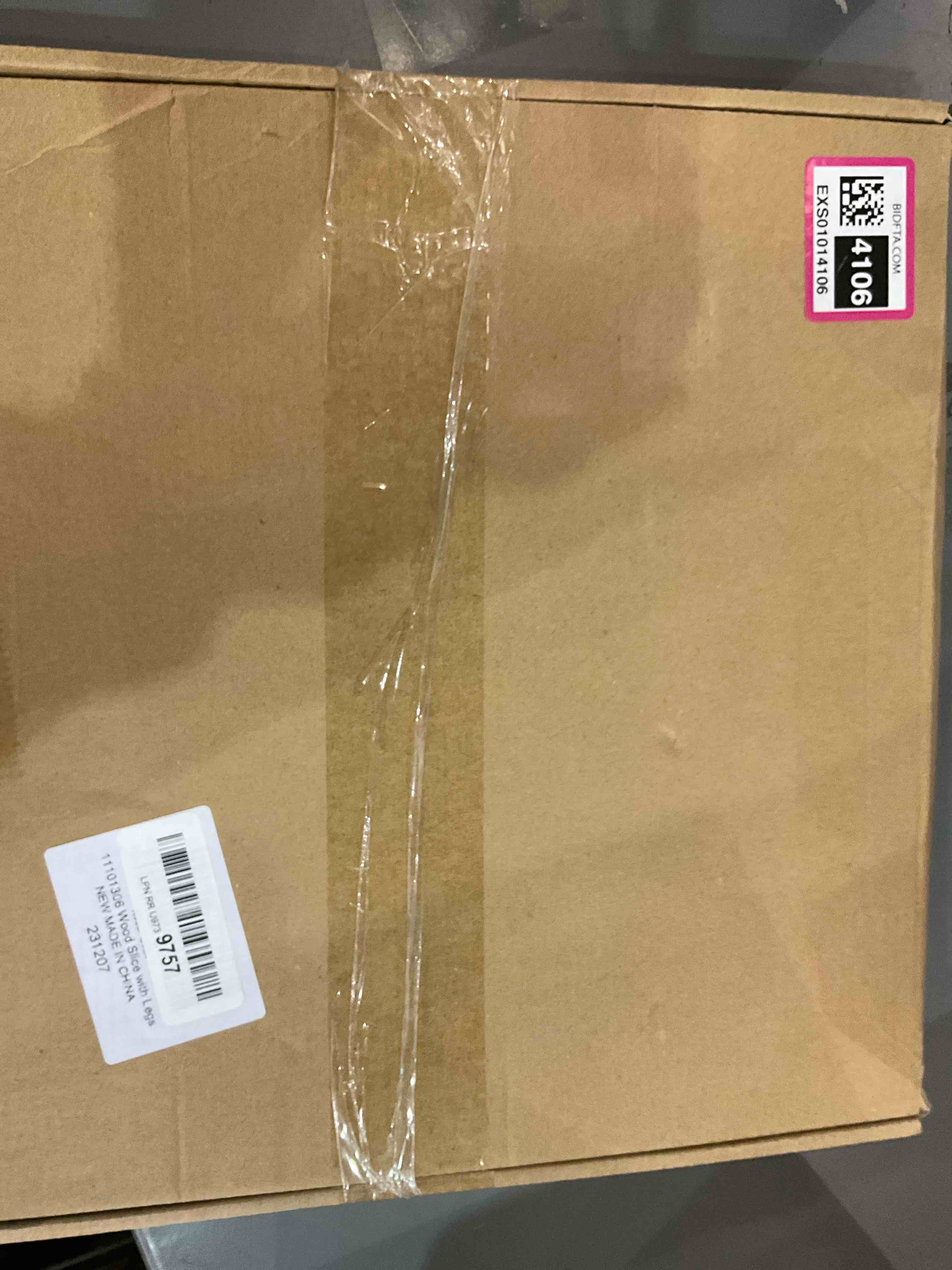 https://s3.amazonaws.com/lotting-images-prod/BargainHunt/EXS01014106_1709913994576.jpeg