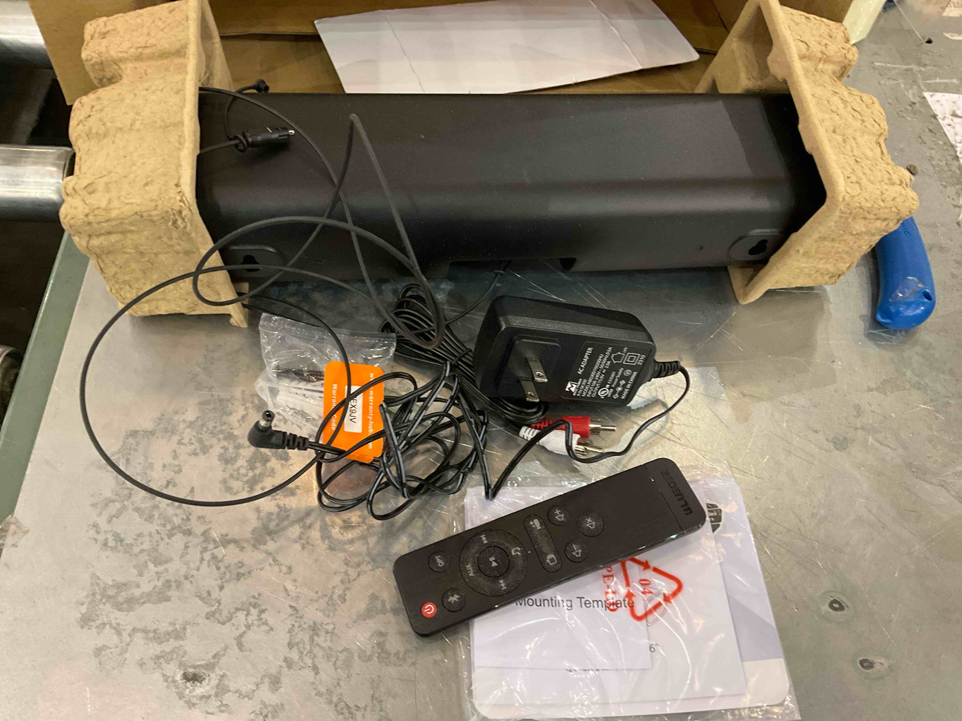 https://s3.amazonaws.com/lotting-images-prod/BargainHunt/EXS01014403_1709044621681.jpeg