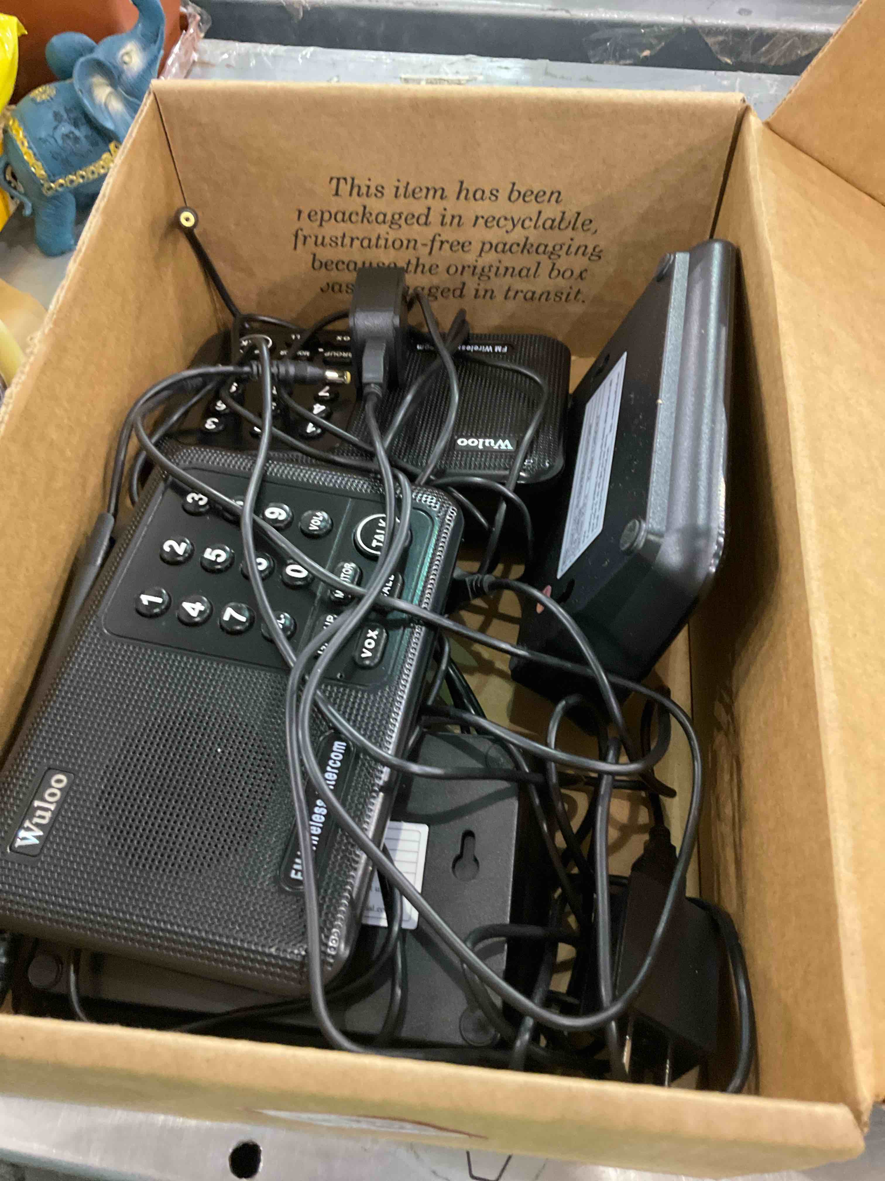 https://s3.amazonaws.com/lotting-images-prod/BargainHunt/EXS01014621_1707396199285.jpeg