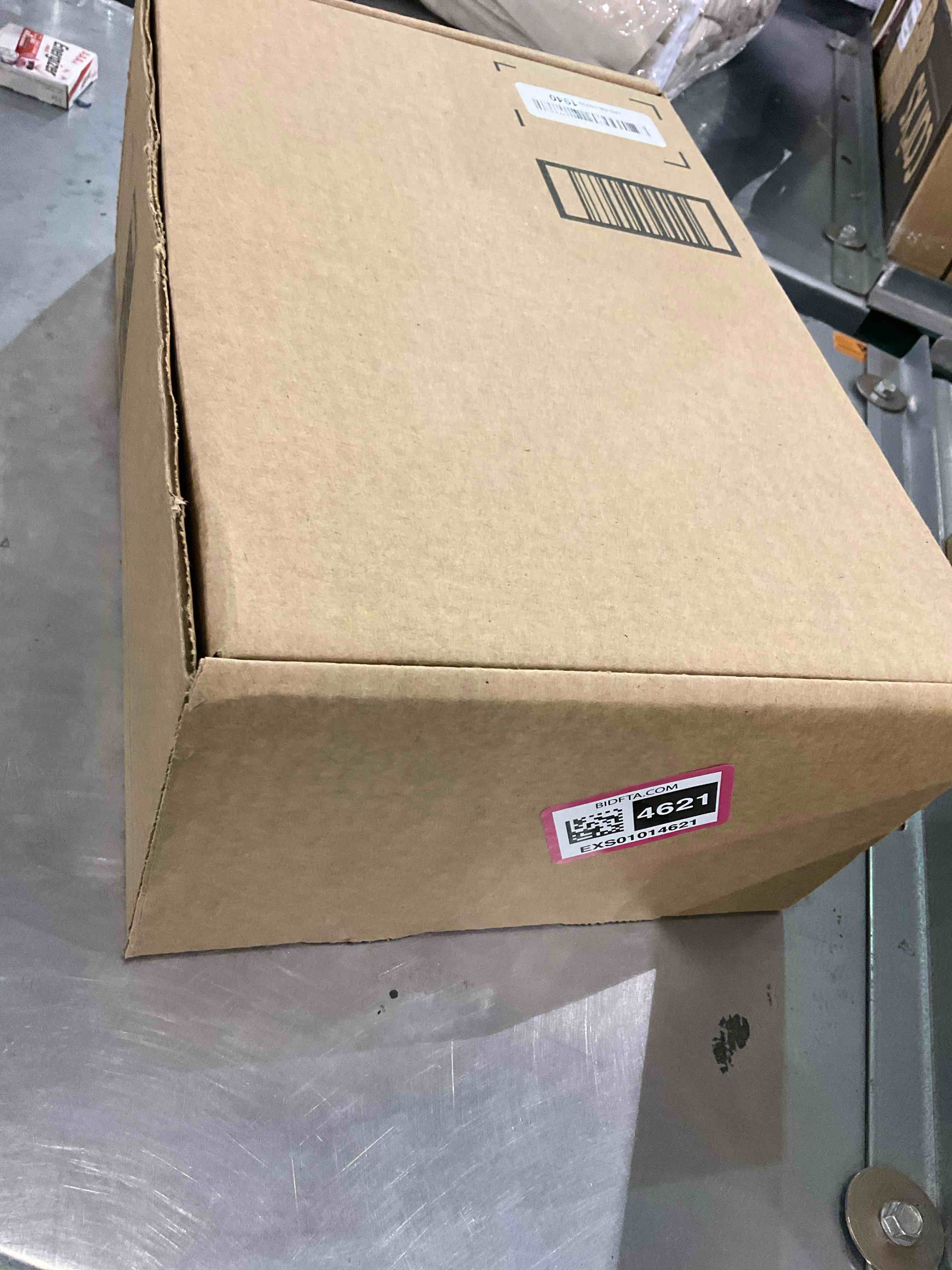 https://s3.amazonaws.com/lotting-images-prod/BargainHunt/EXS01014621_1707396213107.jpeg
