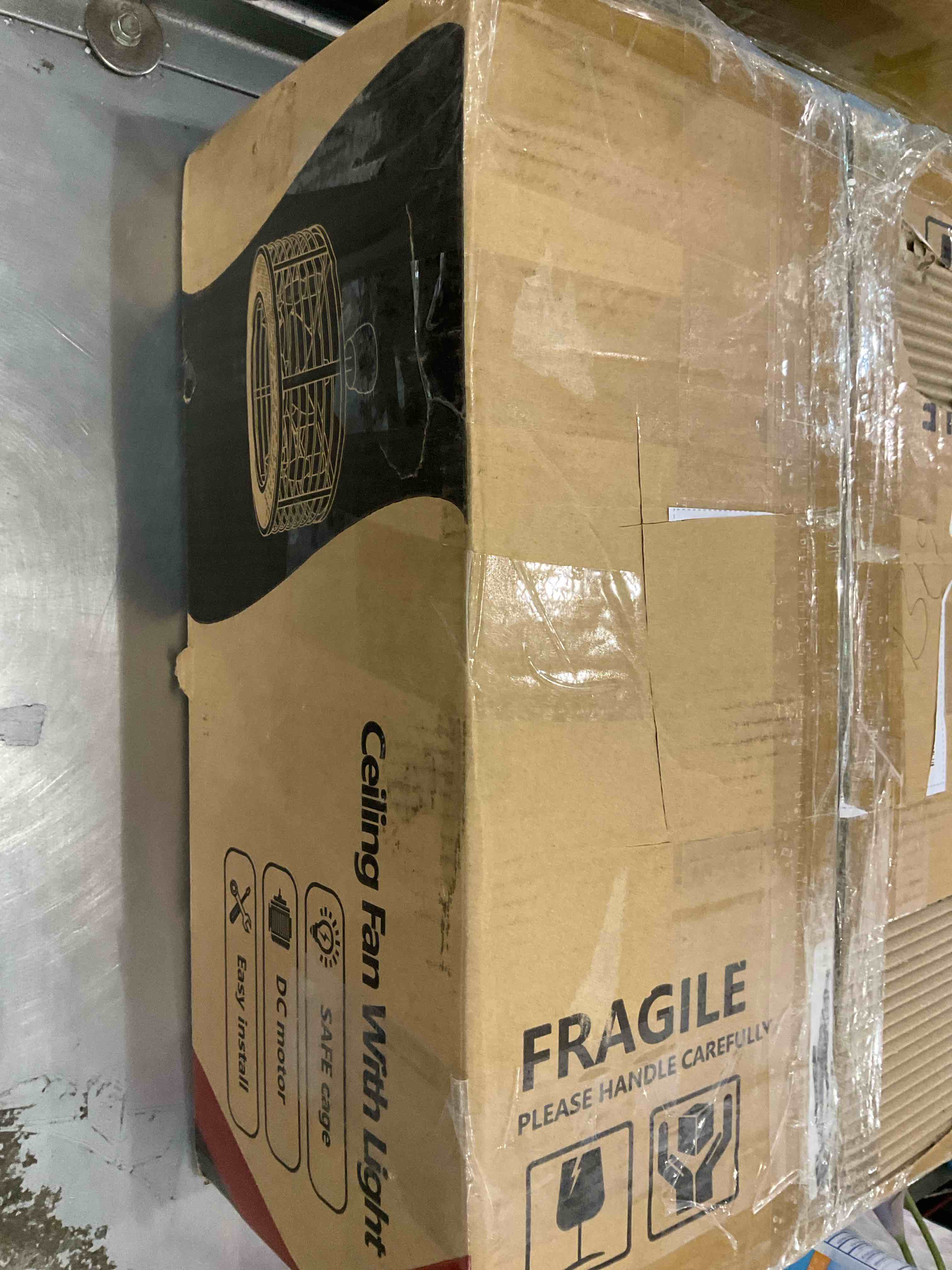 https://s3.amazonaws.com/lotting-images-prod/BargainHunt/EXS01014844_1707829910873.jpeg