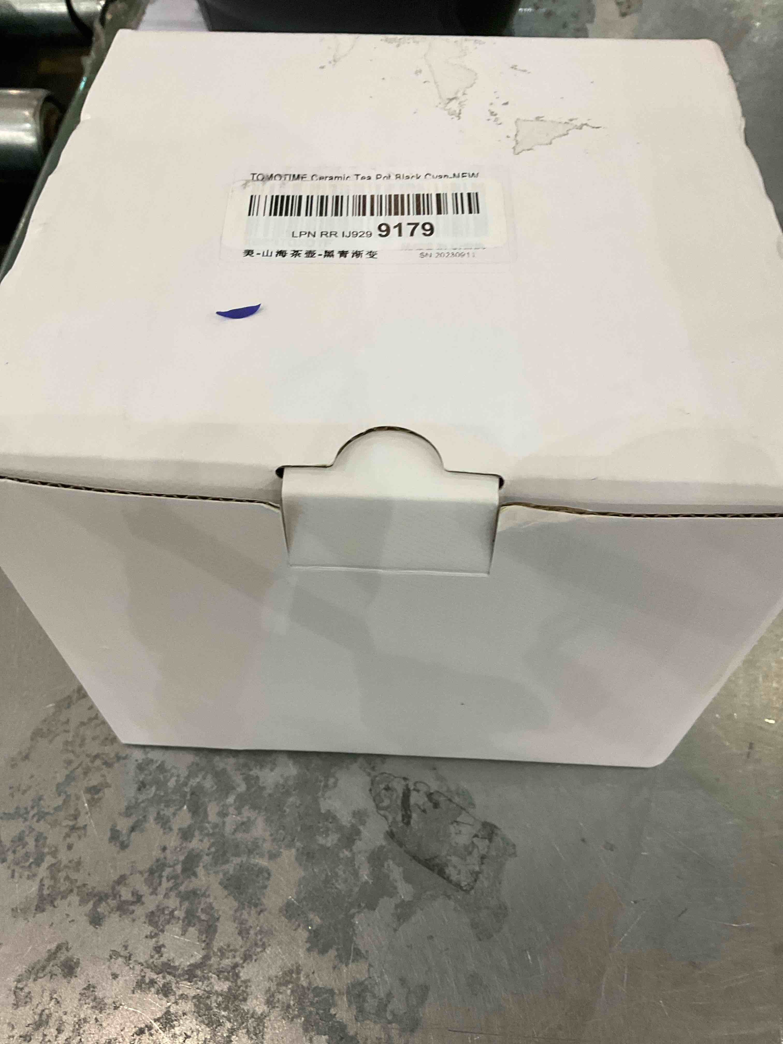 https://s3.amazonaws.com/lotting-images-prod/BargainHunt/EXS01015649_1709045175901.jpeg