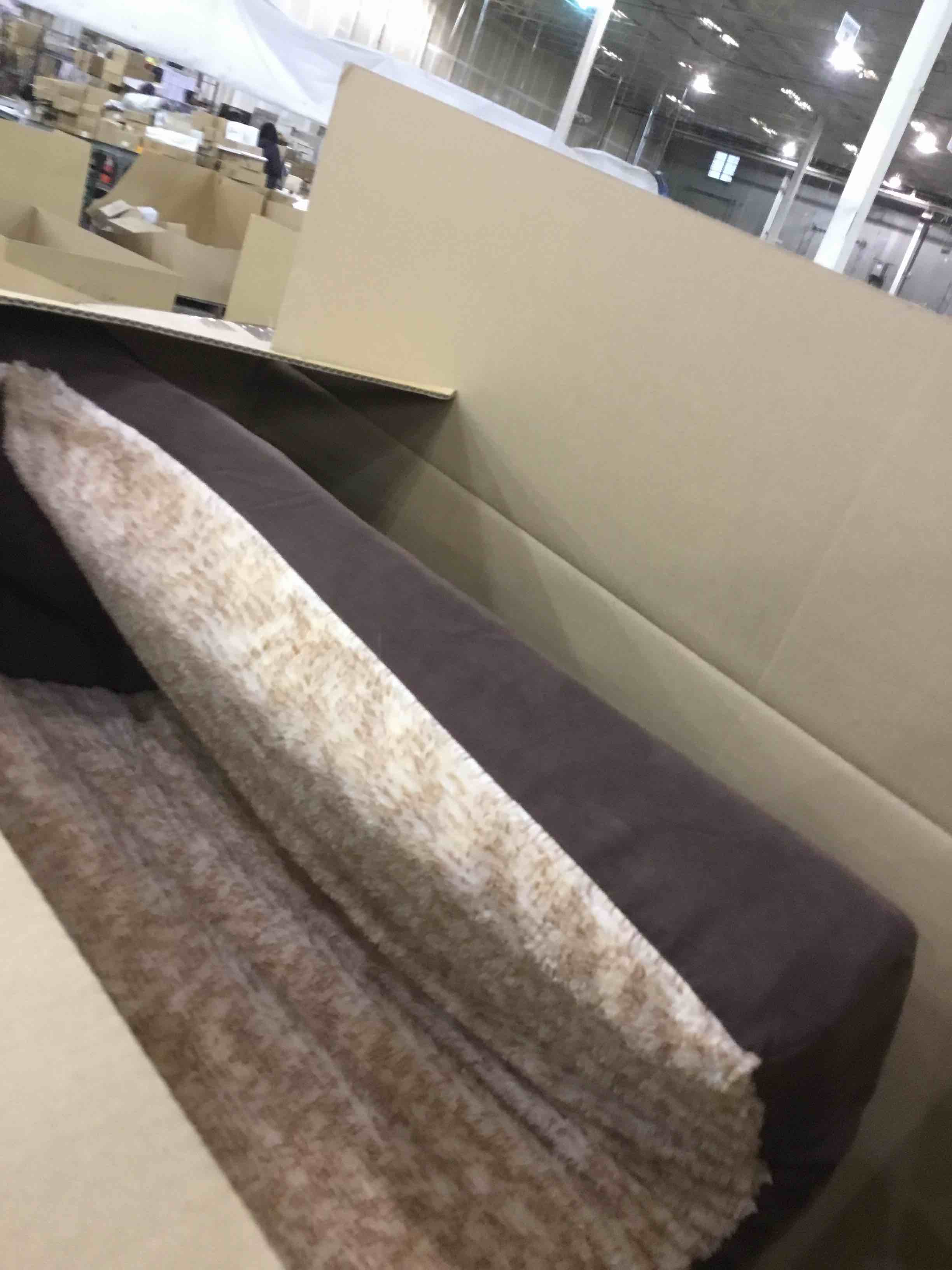 https://s3.amazonaws.com/lotting-images-prod/BargainHunt/EXS01015849_1710512661458.jpeg