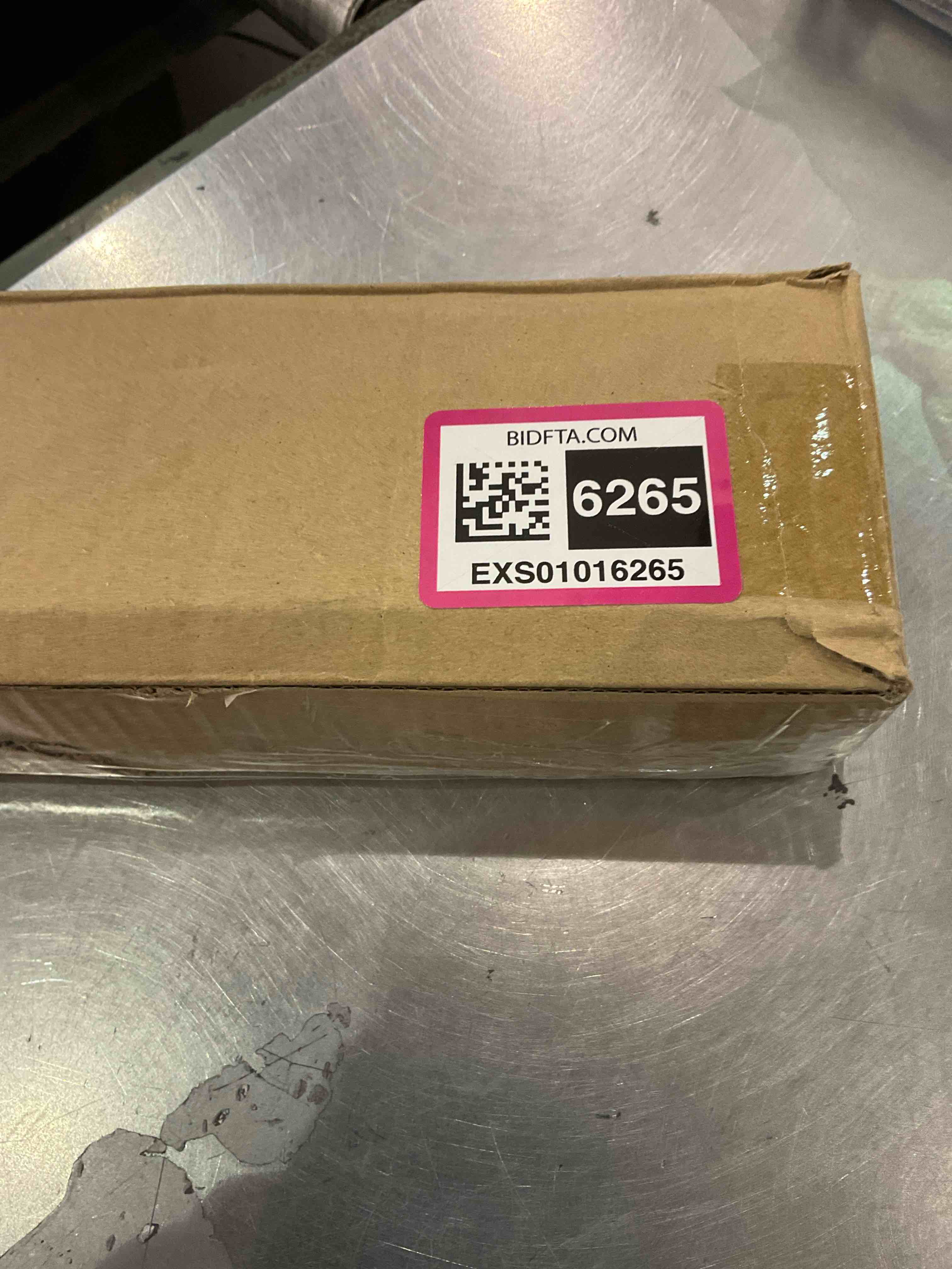 https://s3.amazonaws.com/lotting-images-prod/BargainHunt/EXS01016265_1708608935099.jpeg