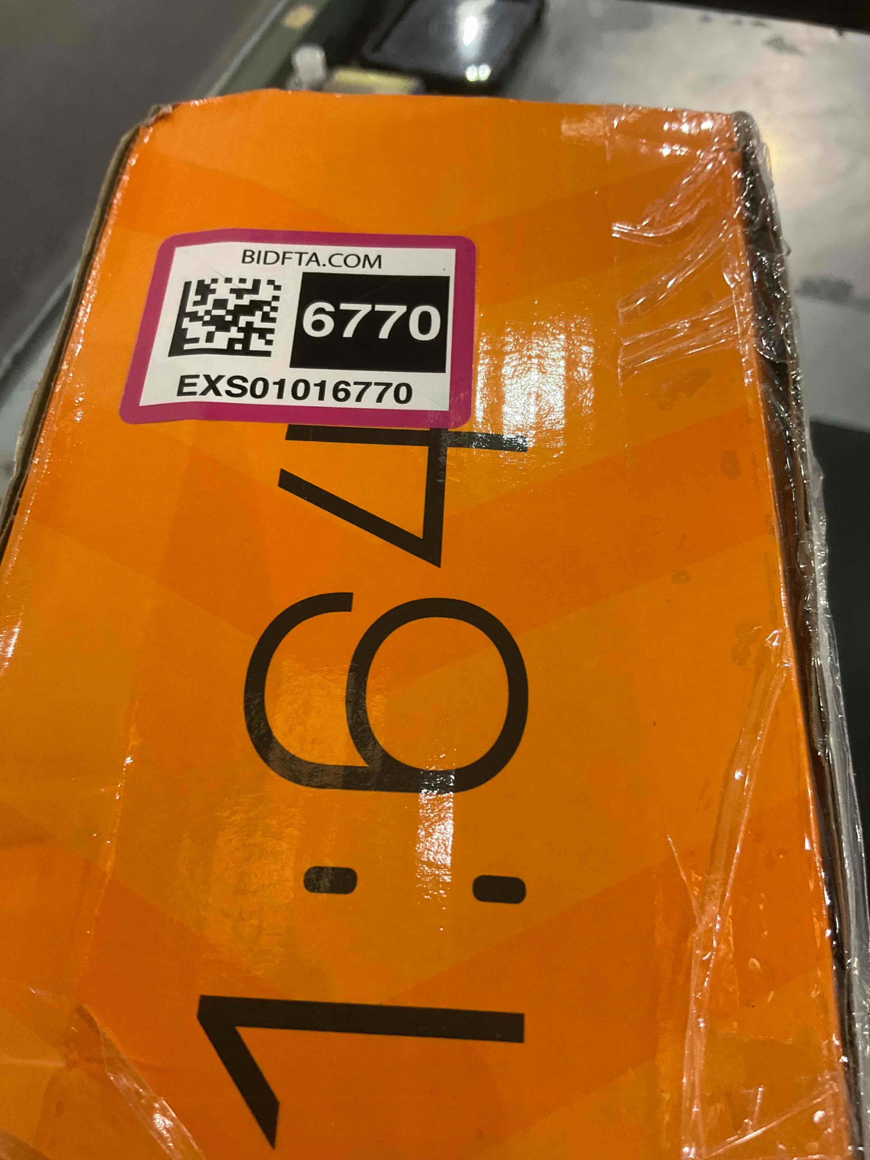 https://s3.amazonaws.com/lotting-images-prod/BargainHunt/EXS01016770_1707752530471.jpeg