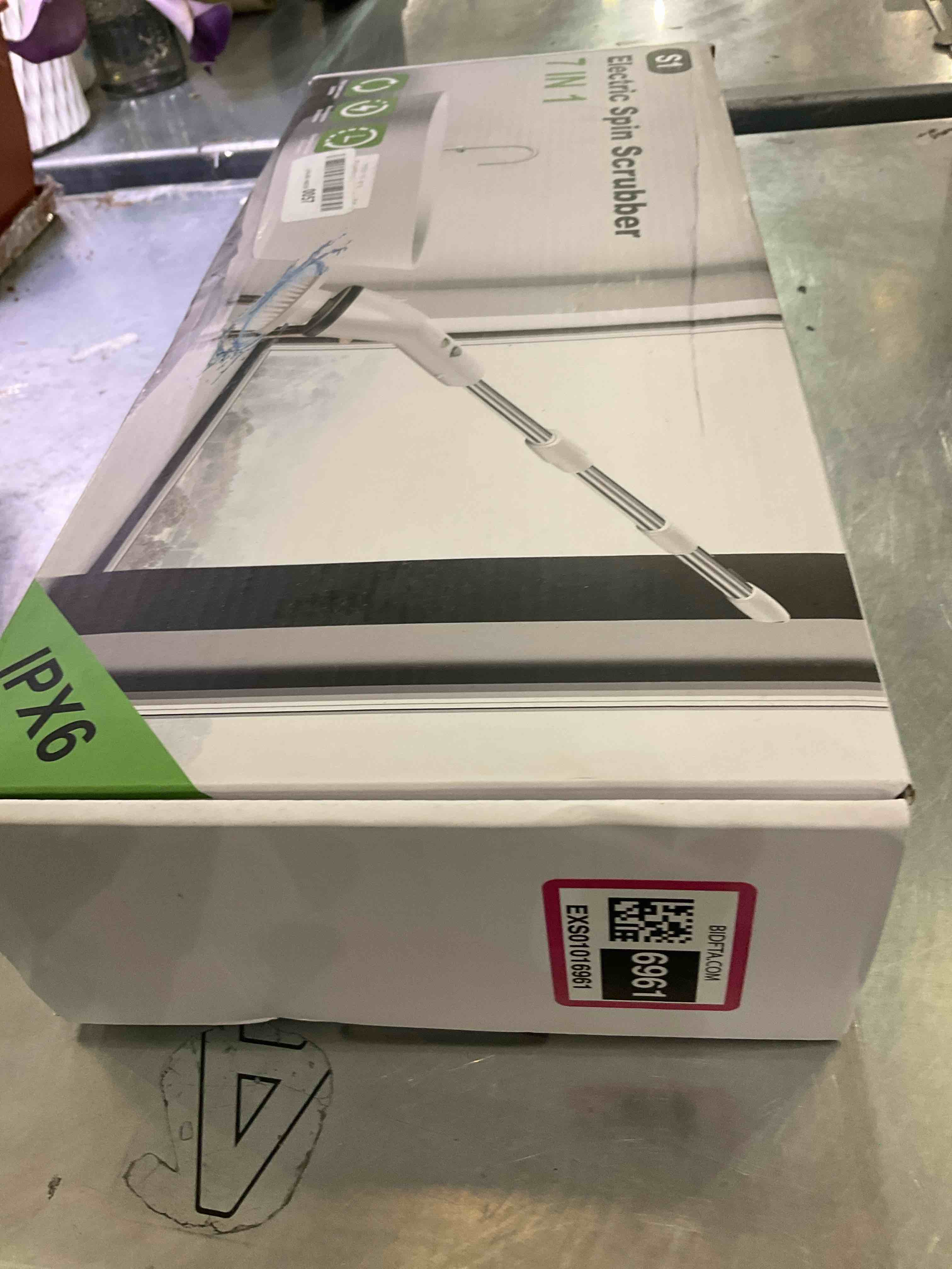 https://s3.amazonaws.com/lotting-images-prod/BargainHunt/EXS01016961_1707925627262.jpeg