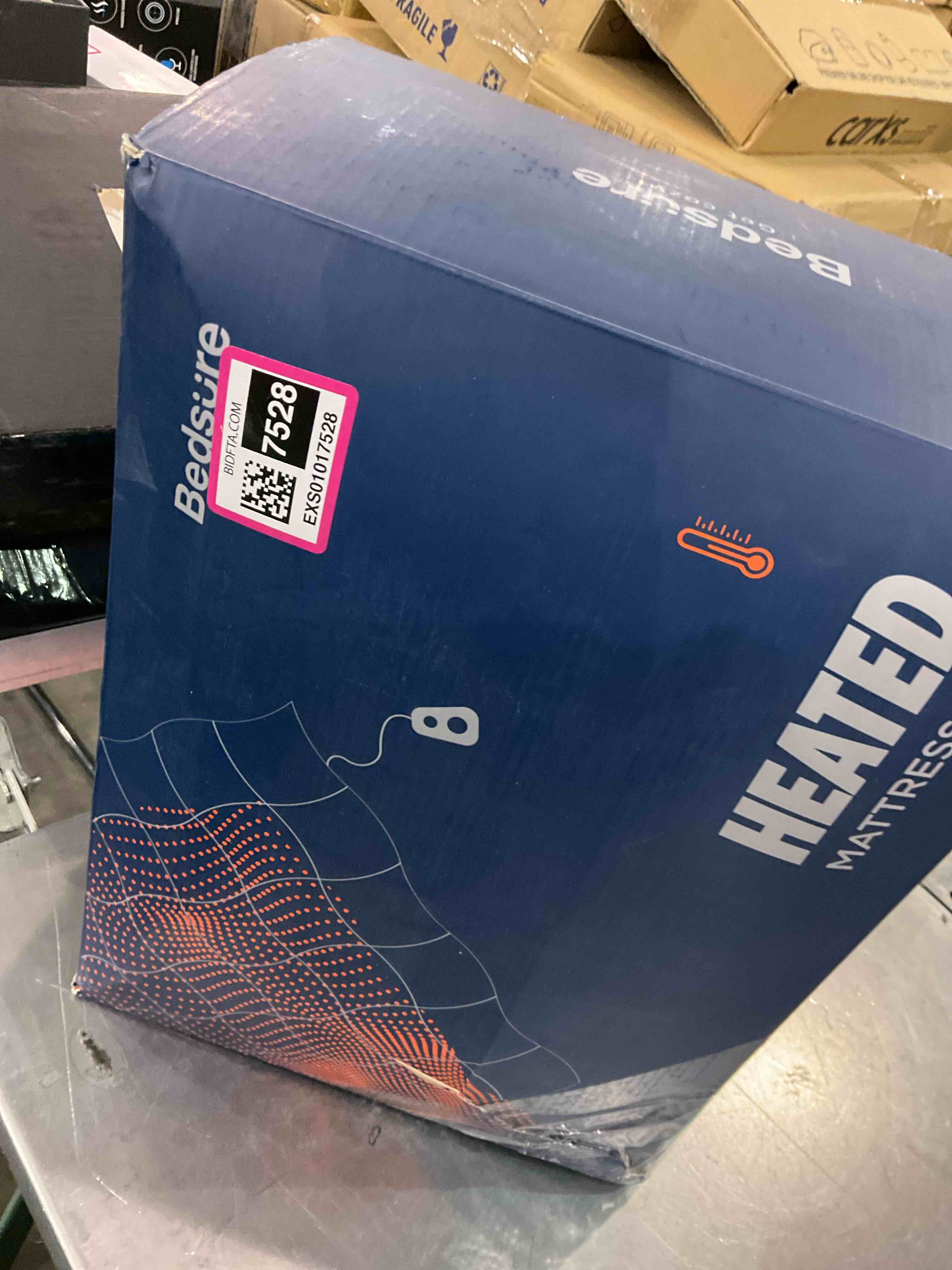https://s3.amazonaws.com/lotting-images-prod/BargainHunt/EXS01017528_1707311205373.jpeg