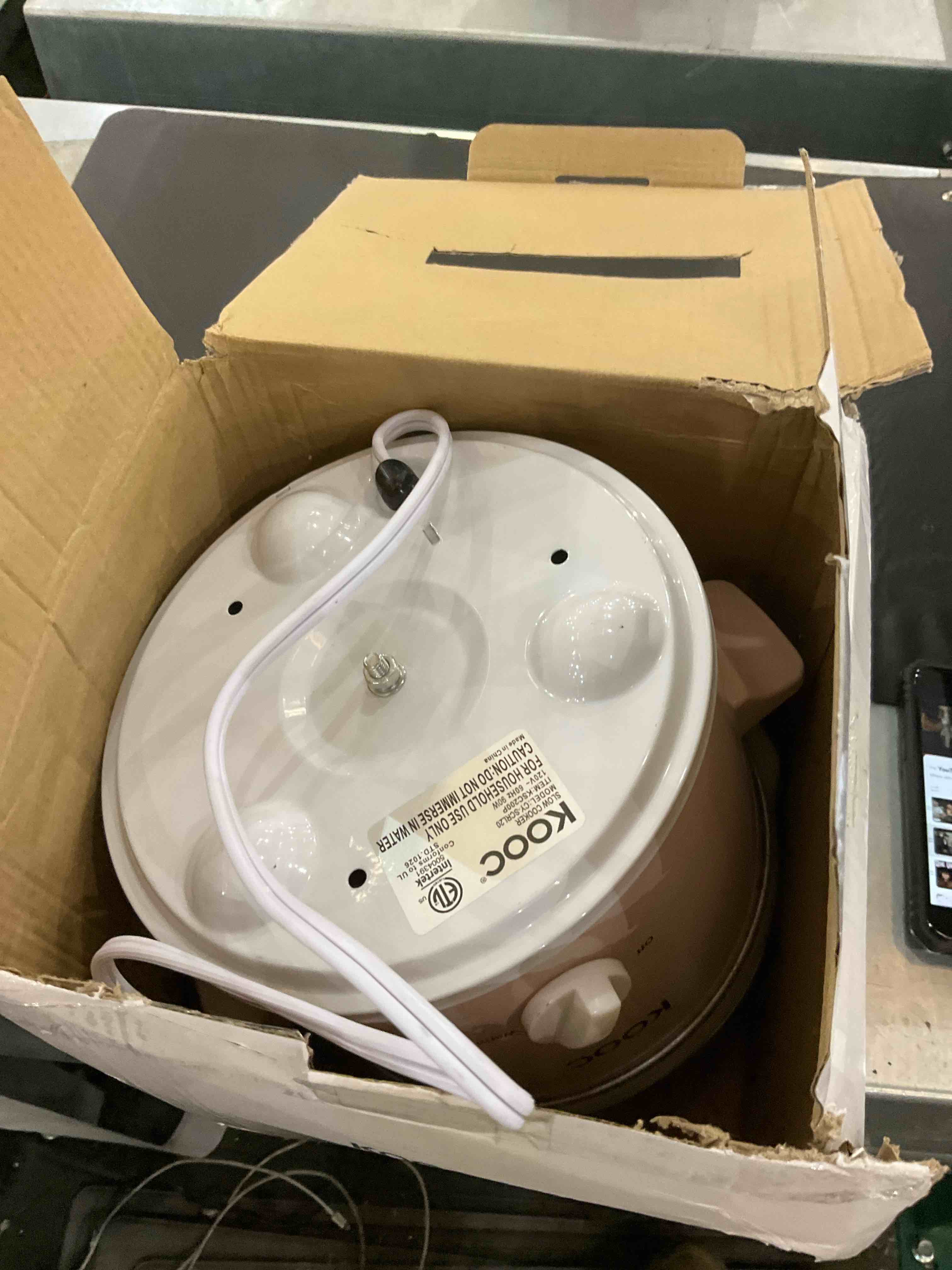 https://s3.amazonaws.com/lotting-images-prod/BargainHunt/EXS01017873_1708028131767.jpeg