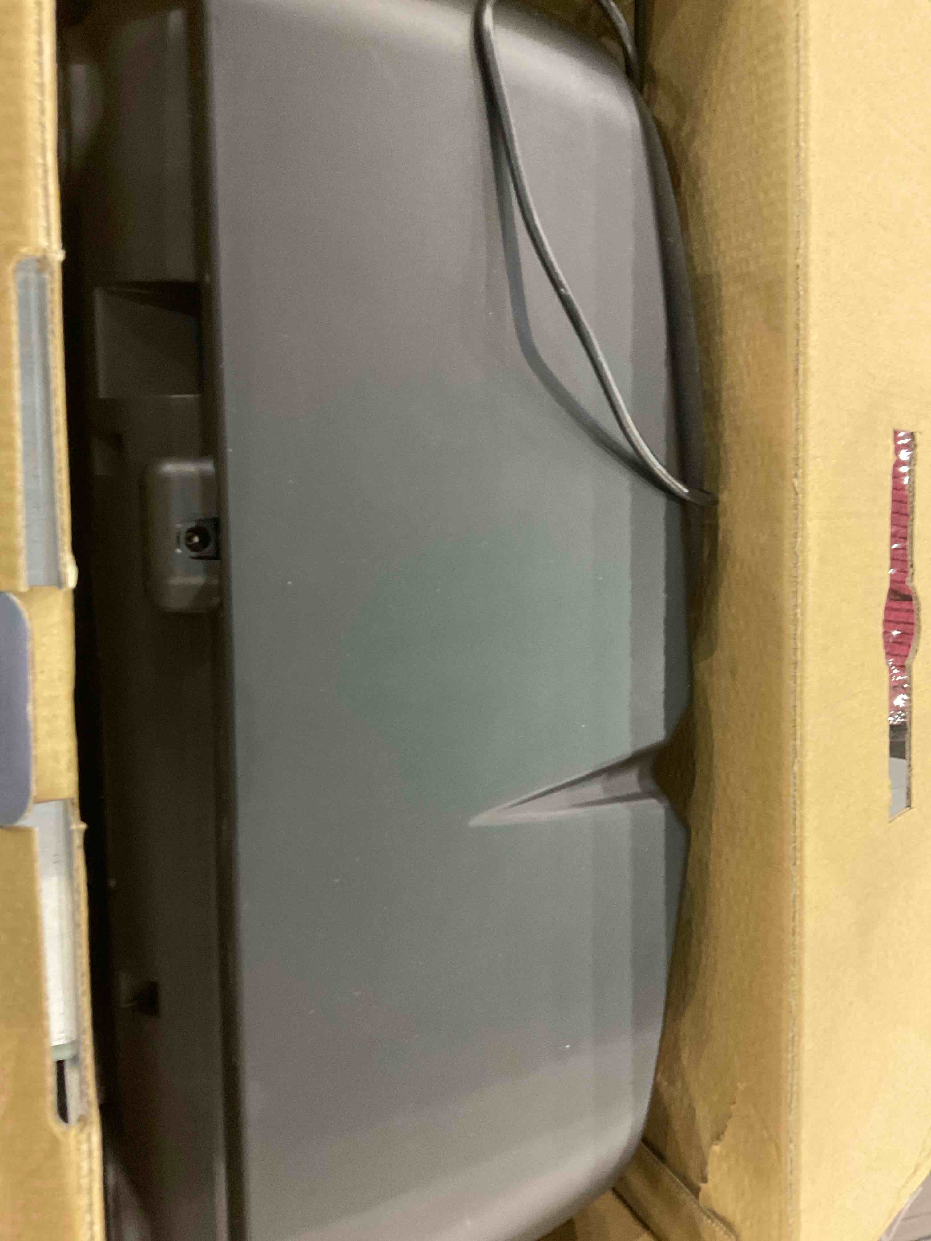 https://s3.amazonaws.com/lotting-images-prod/BargainHunt/EXS01017898_1708085813401.jpeg