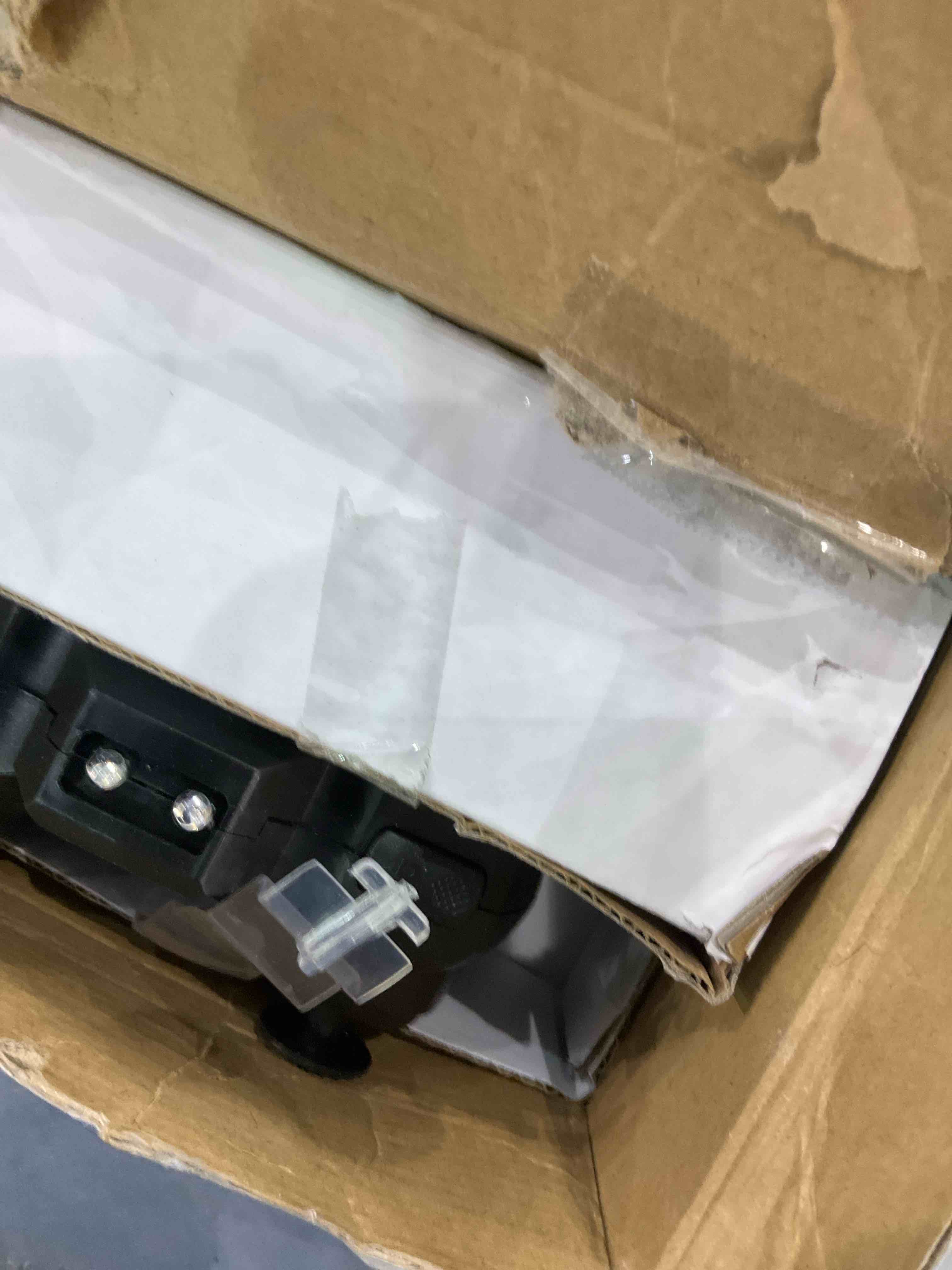 https://s3.amazonaws.com/lotting-images-prod/BargainHunt/EXS01018114_1707741865942.jpeg