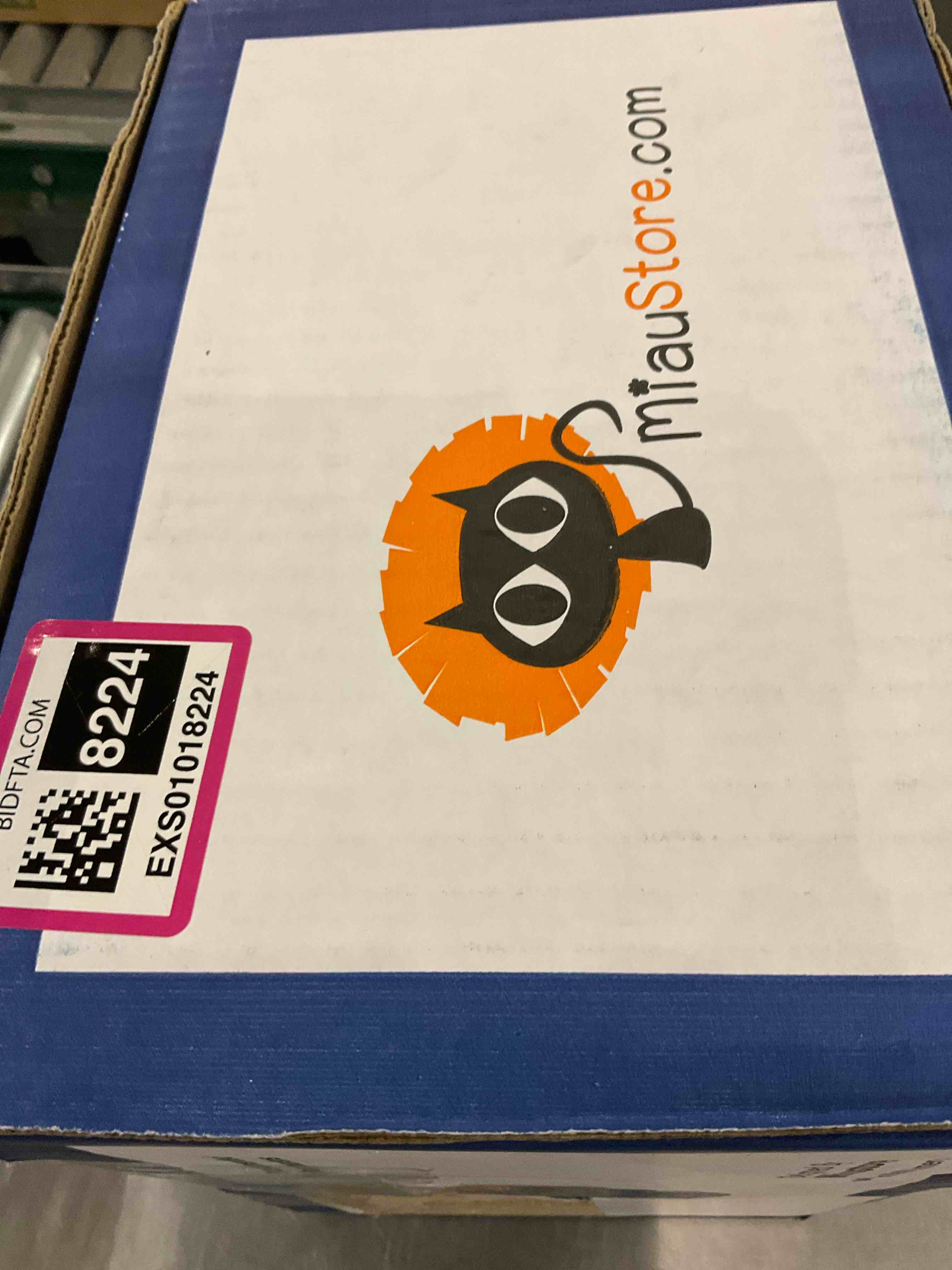 https://s3.amazonaws.com/lotting-images-prod/BargainHunt/EXS01018224_1708088934665.jpeg