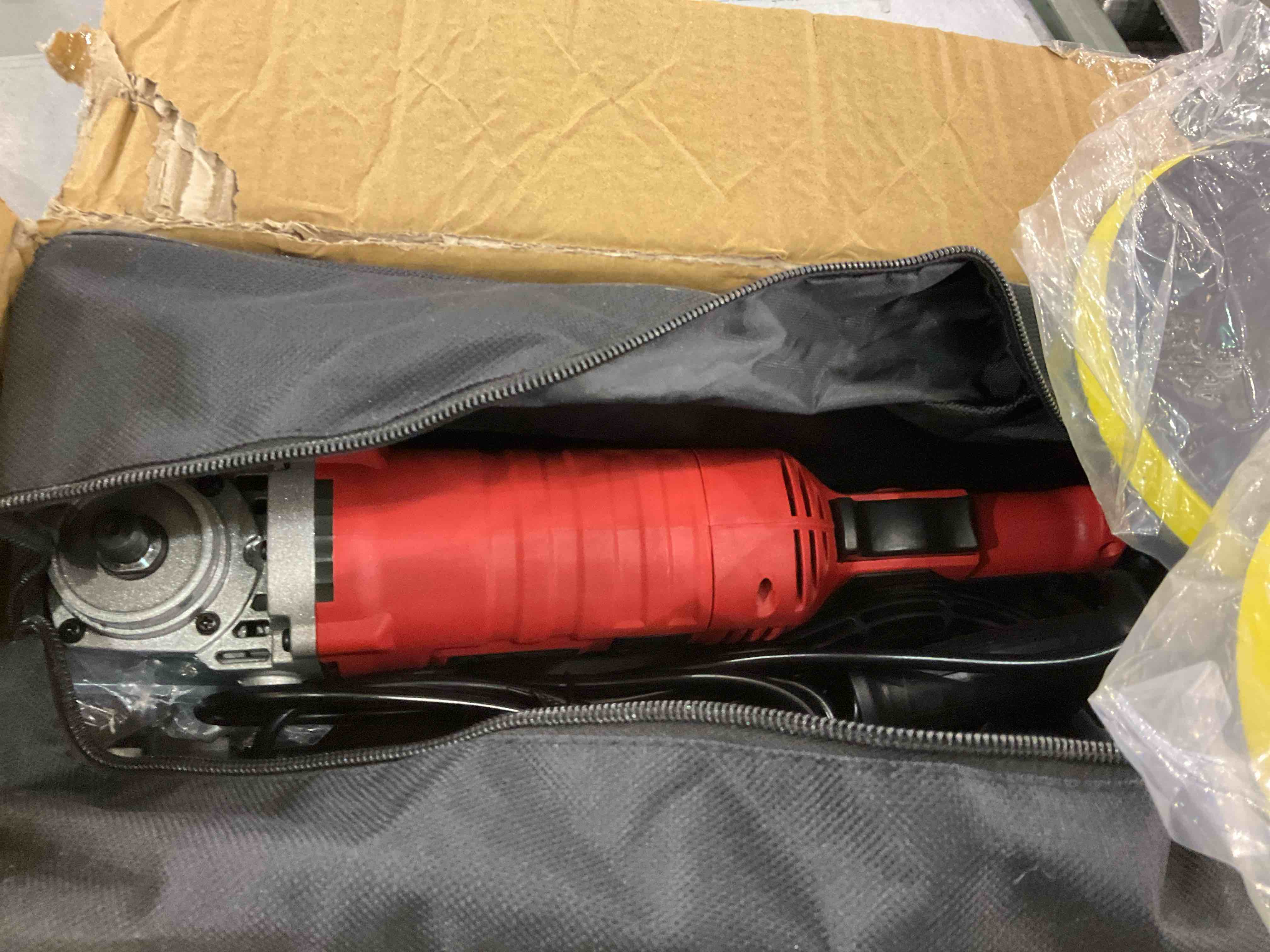 https://s3.amazonaws.com/lotting-images-prod/BargainHunt/EXS01018885_1707403690729.jpeg