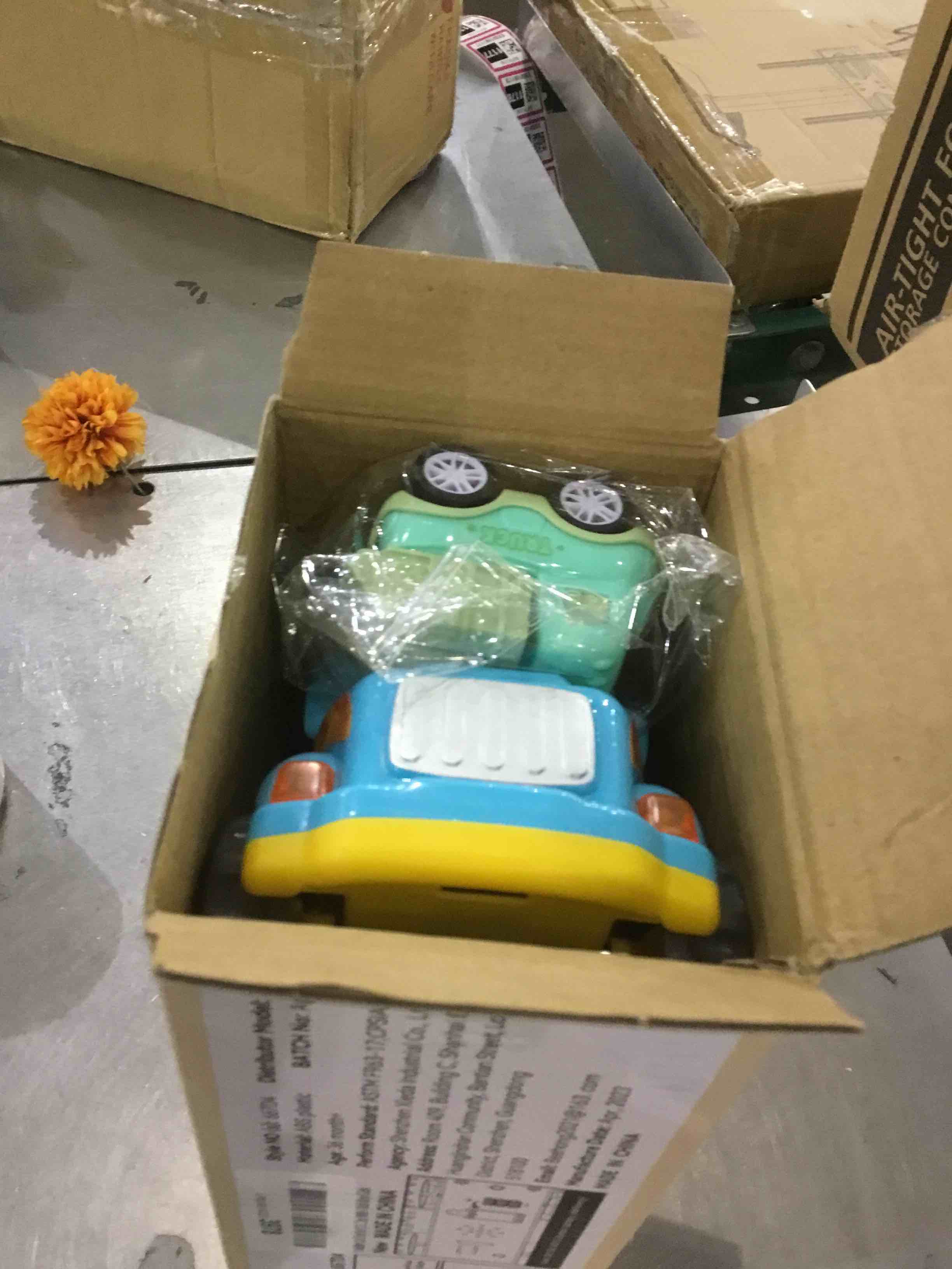 https://s3.amazonaws.com/lotting-images-prod/BargainHunt/EXS01019614_1707308351086.jpeg