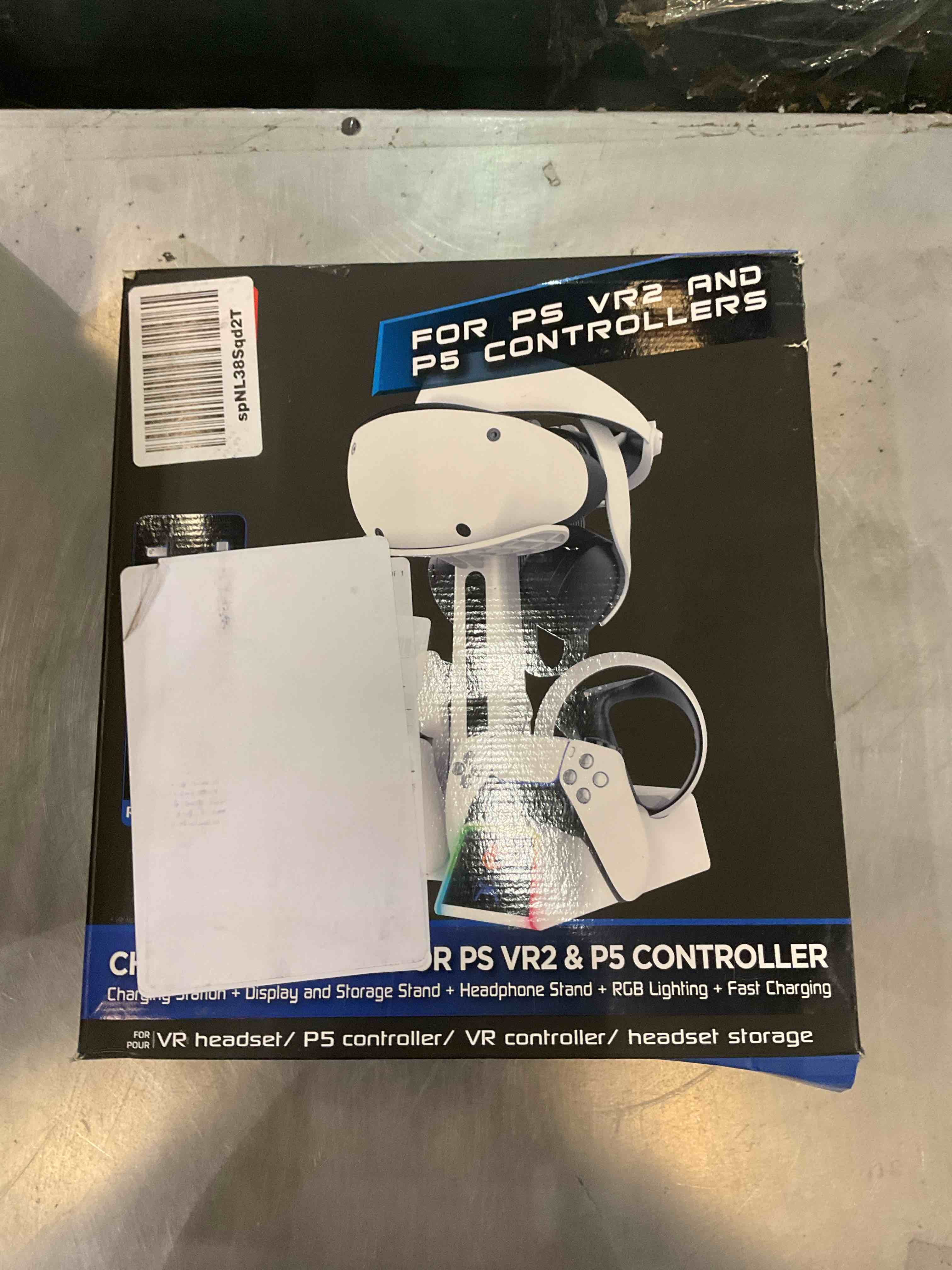 https://s3.amazonaws.com/lotting-images-prod/BargainHunt/EXS01019794_1707934295734.jpeg