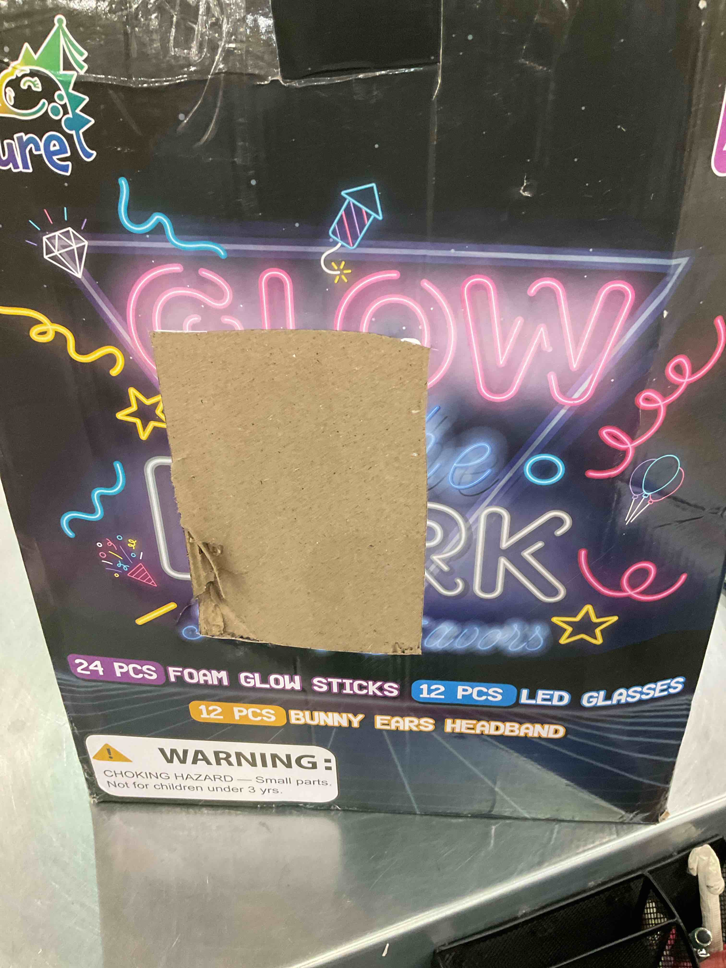 https://s3.amazonaws.com/lotting-images-prod/BargainHunt/EXS01019876_1707408304088.jpeg