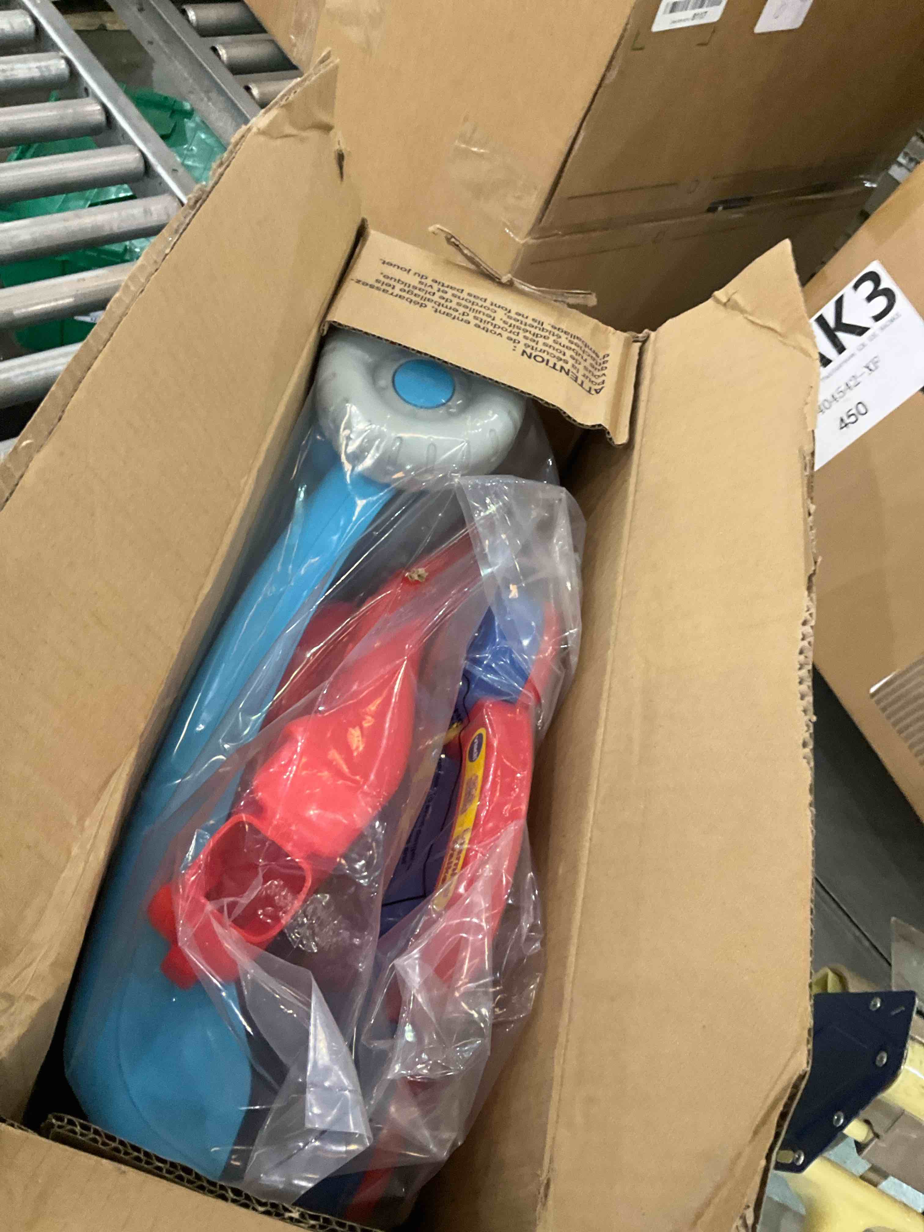 https://s3.amazonaws.com/lotting-images-prod/BargainHunt/EXS01020211_1708357864390.jpeg