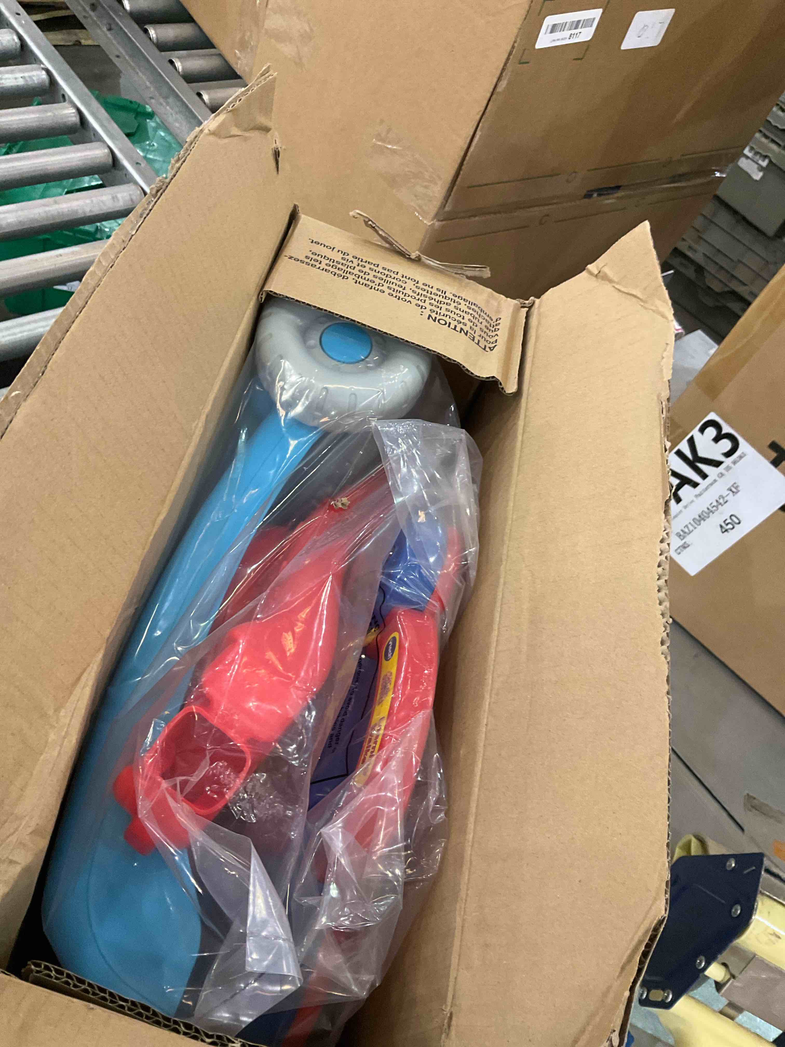 https://s3.amazonaws.com/lotting-images-prod/BargainHunt/EXS01020211_1708357865542.jpeg