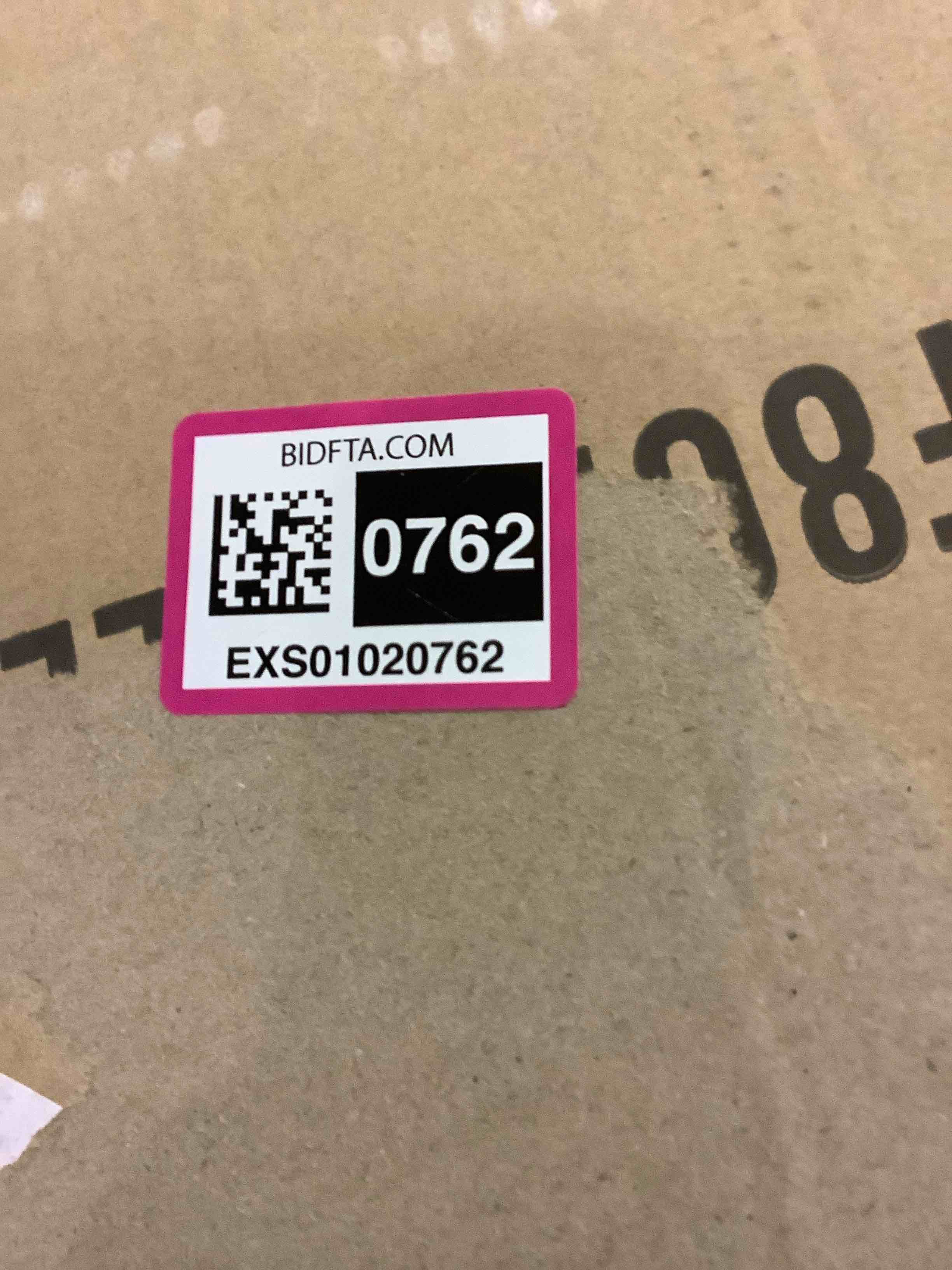 https://s3.amazonaws.com/lotting-images-prod/BargainHunt/EXS01020762_1707752666706.jpeg