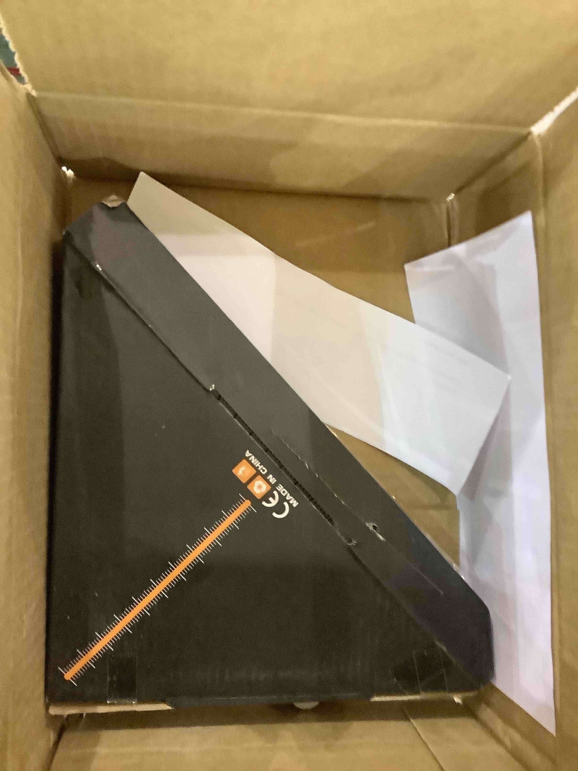 https://s3.amazonaws.com/lotting-images-prod/BargainHunt/EXS01020763_1707752810427.jpeg