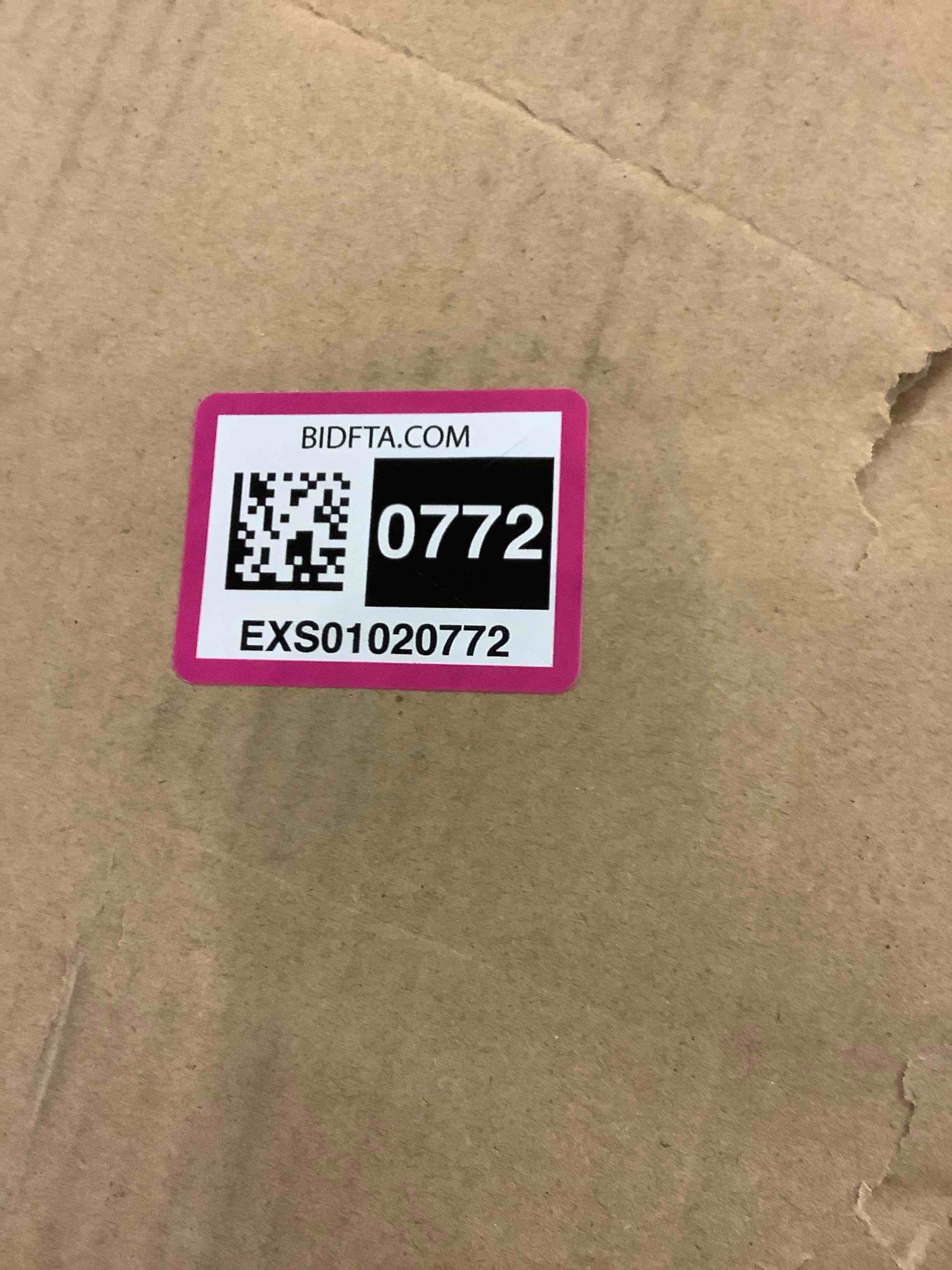 https://s3.amazonaws.com/lotting-images-prod/BargainHunt/EXS01020772_1707753923577.jpeg