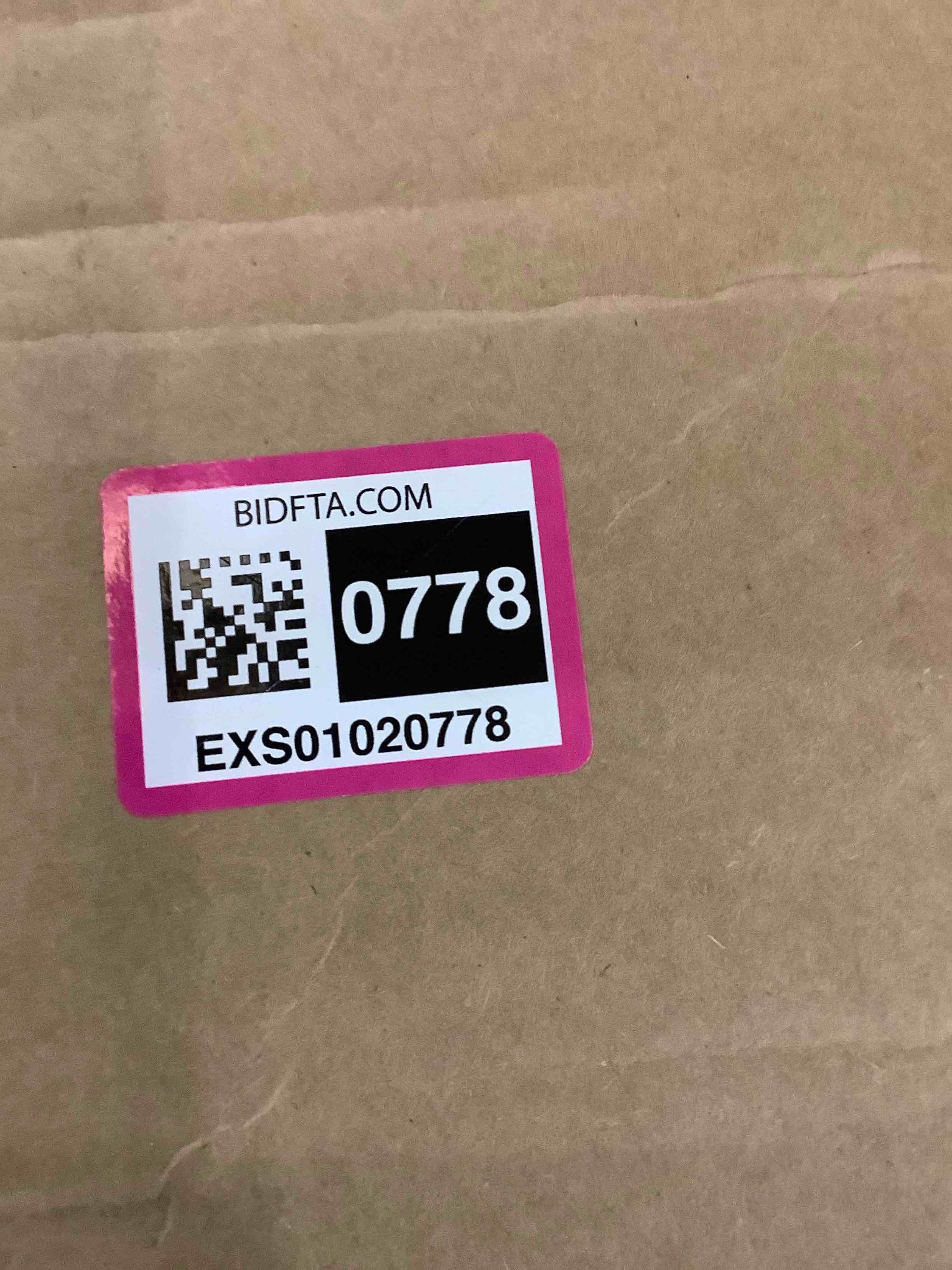 https://s3.amazonaws.com/lotting-images-prod/BargainHunt/EXS01020778_1707755099682.jpeg