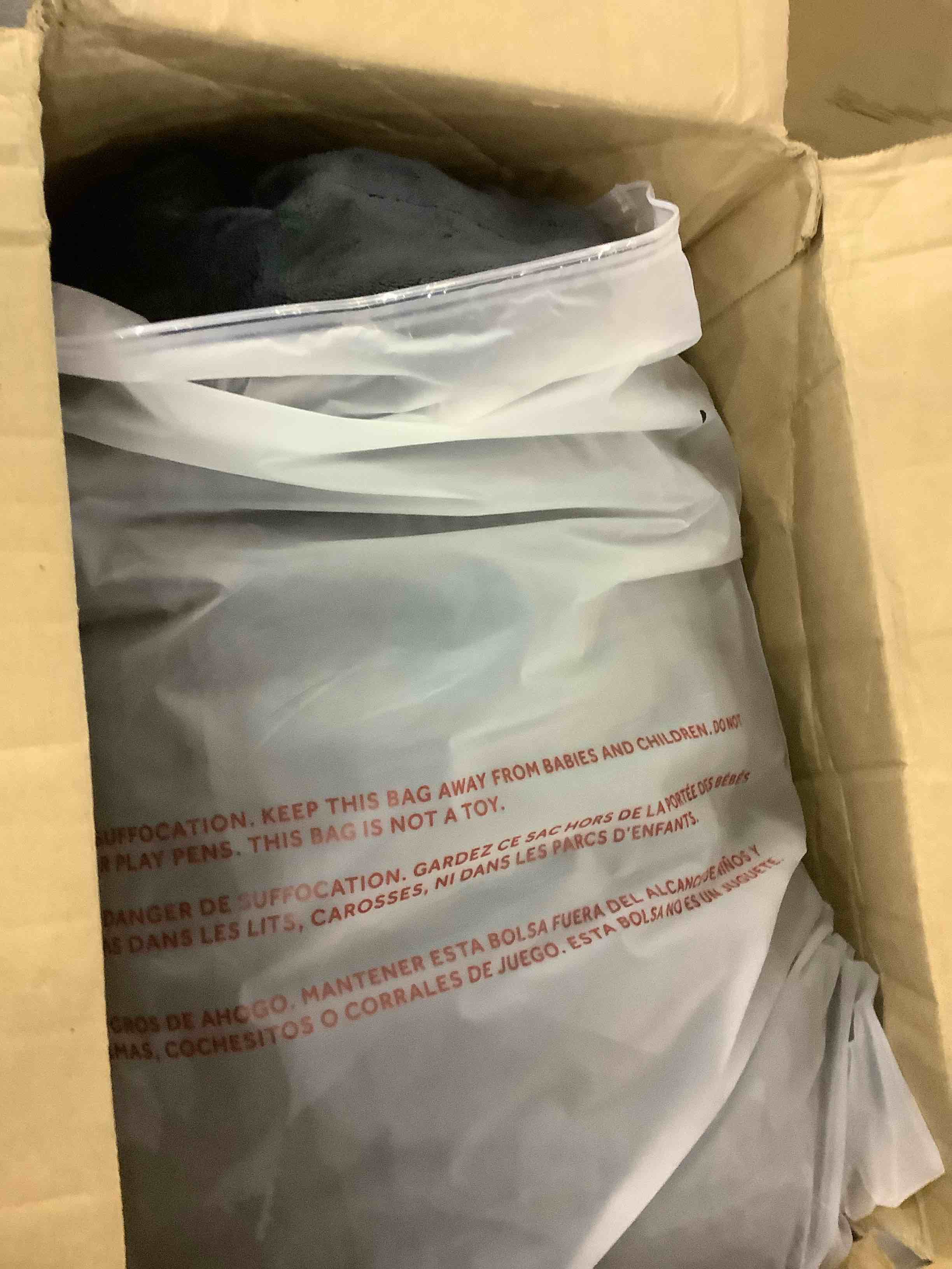 https://s3.amazonaws.com/lotting-images-prod/BargainHunt/EXS01020800_1707760442387.jpeg