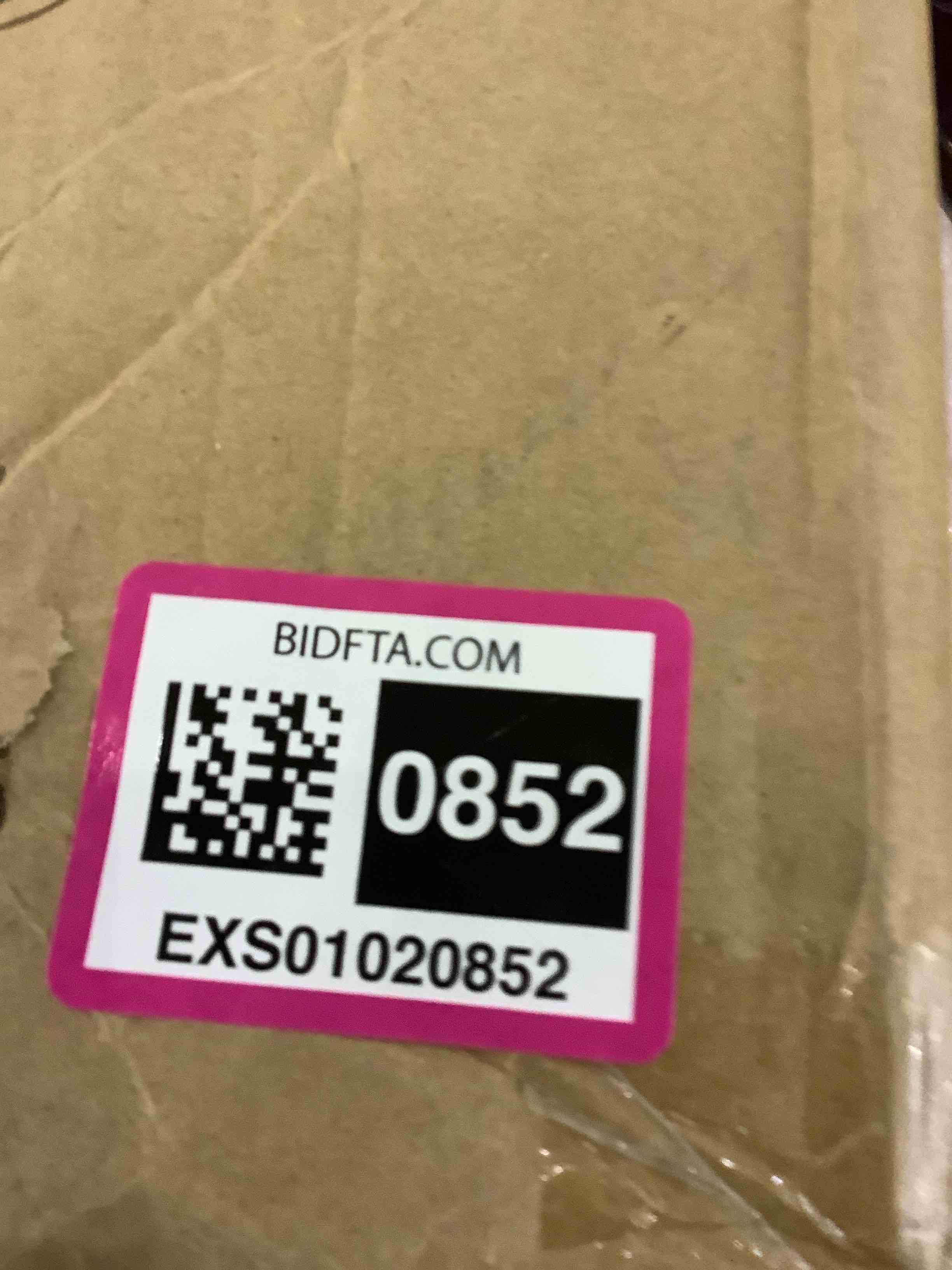 https://s3.amazonaws.com/lotting-images-prod/BargainHunt/EXS01020852_1707827771864.jpeg