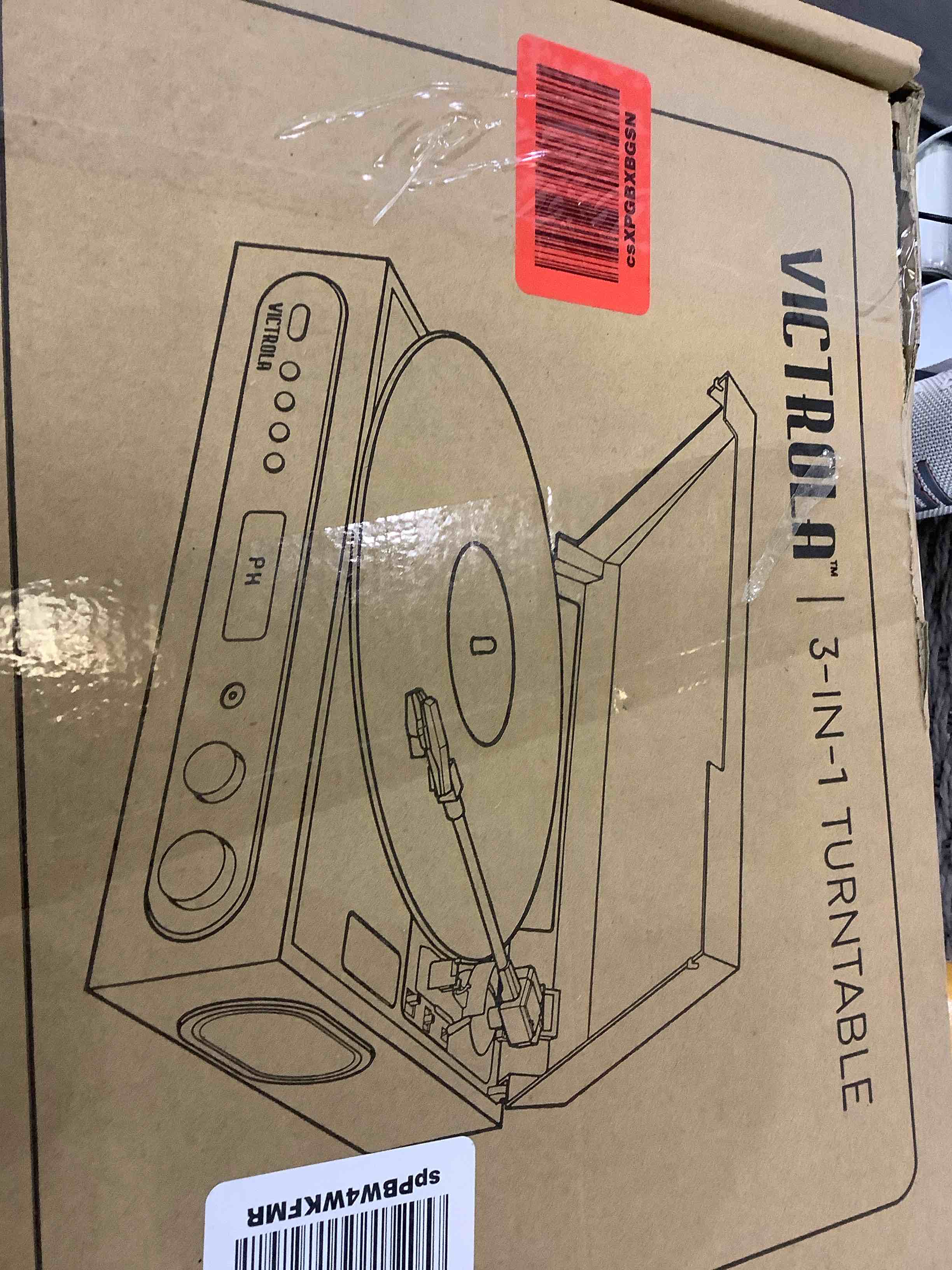 https://s3.amazonaws.com/lotting-images-prod/BargainHunt/EXS01020882_1707835500737.jpeg