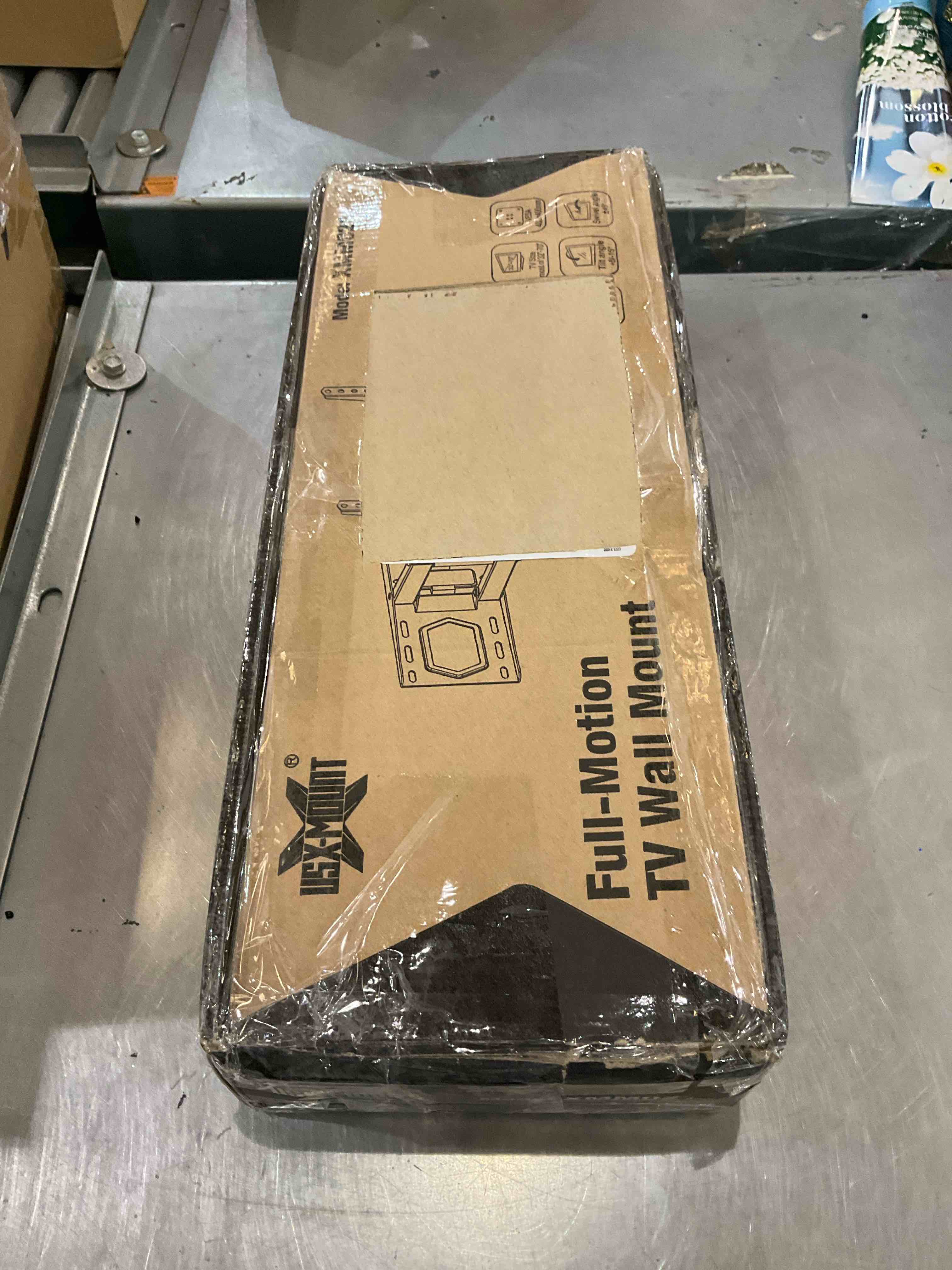 https://s3.amazonaws.com/lotting-images-prod/BargainHunt/EXS01021325_1707231155953.jpeg