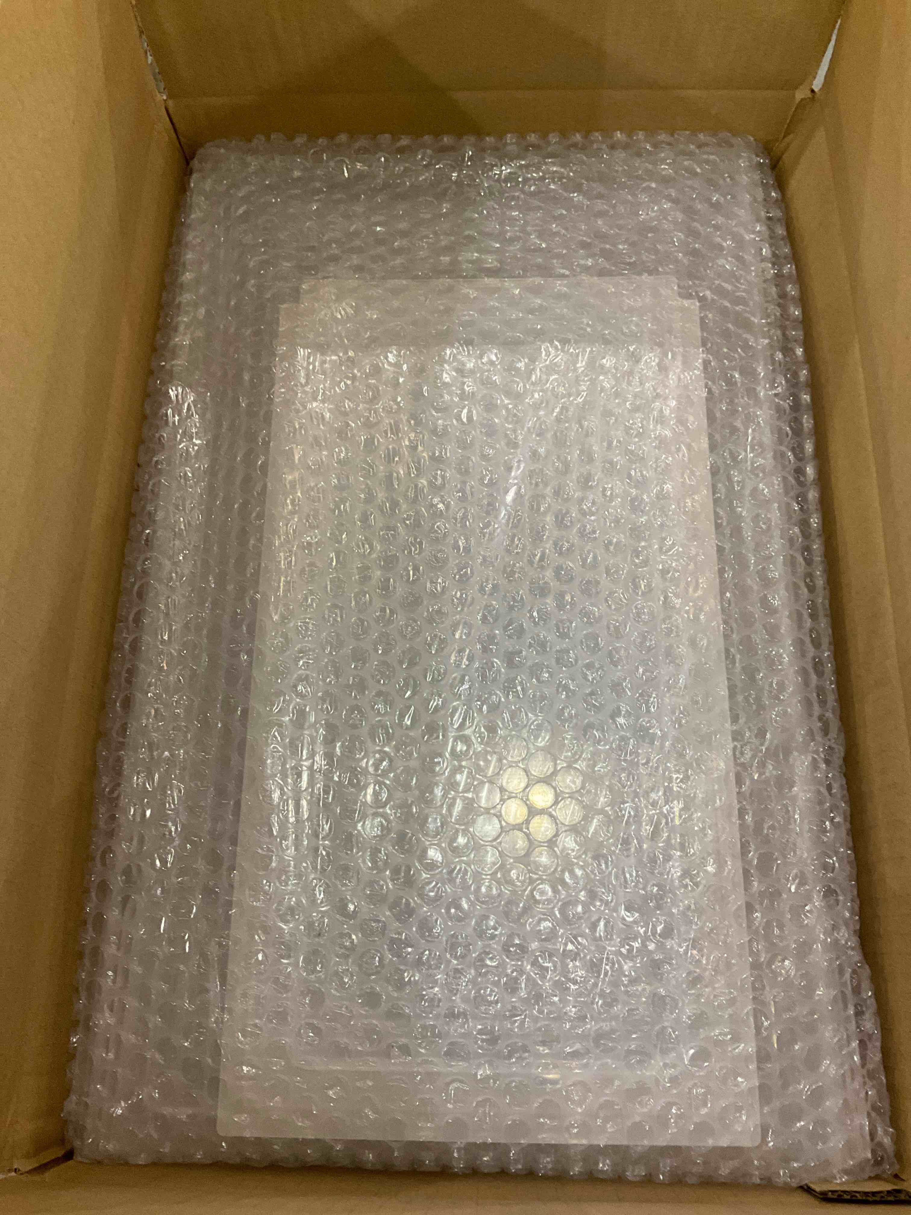 https://s3.amazonaws.com/lotting-images-prod/BargainHunt/EXS01021373_1707235537249.jpeg