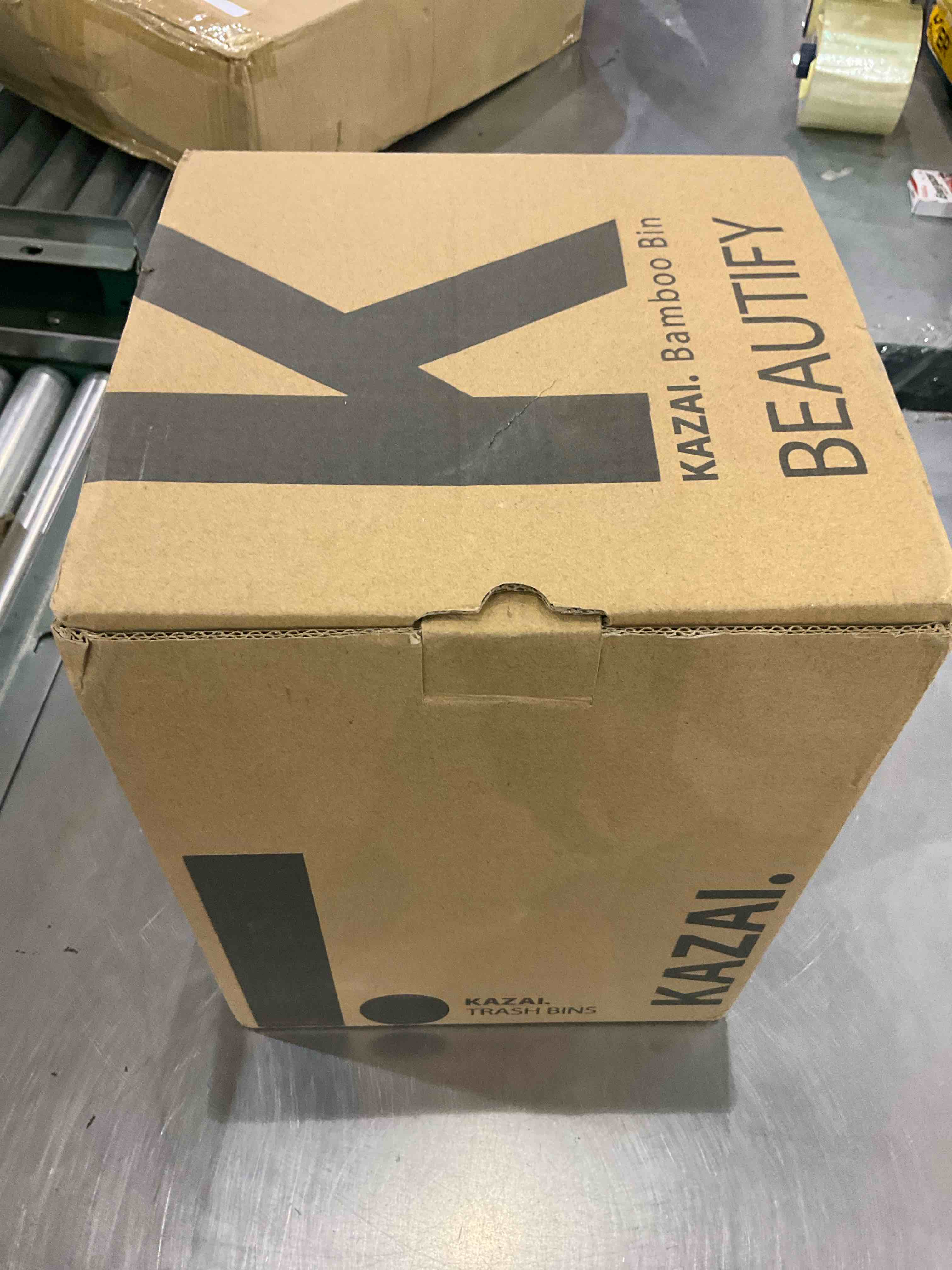 https://s3.amazonaws.com/lotting-images-prod/BargainHunt/EXS01021475_1707310257233.jpeg