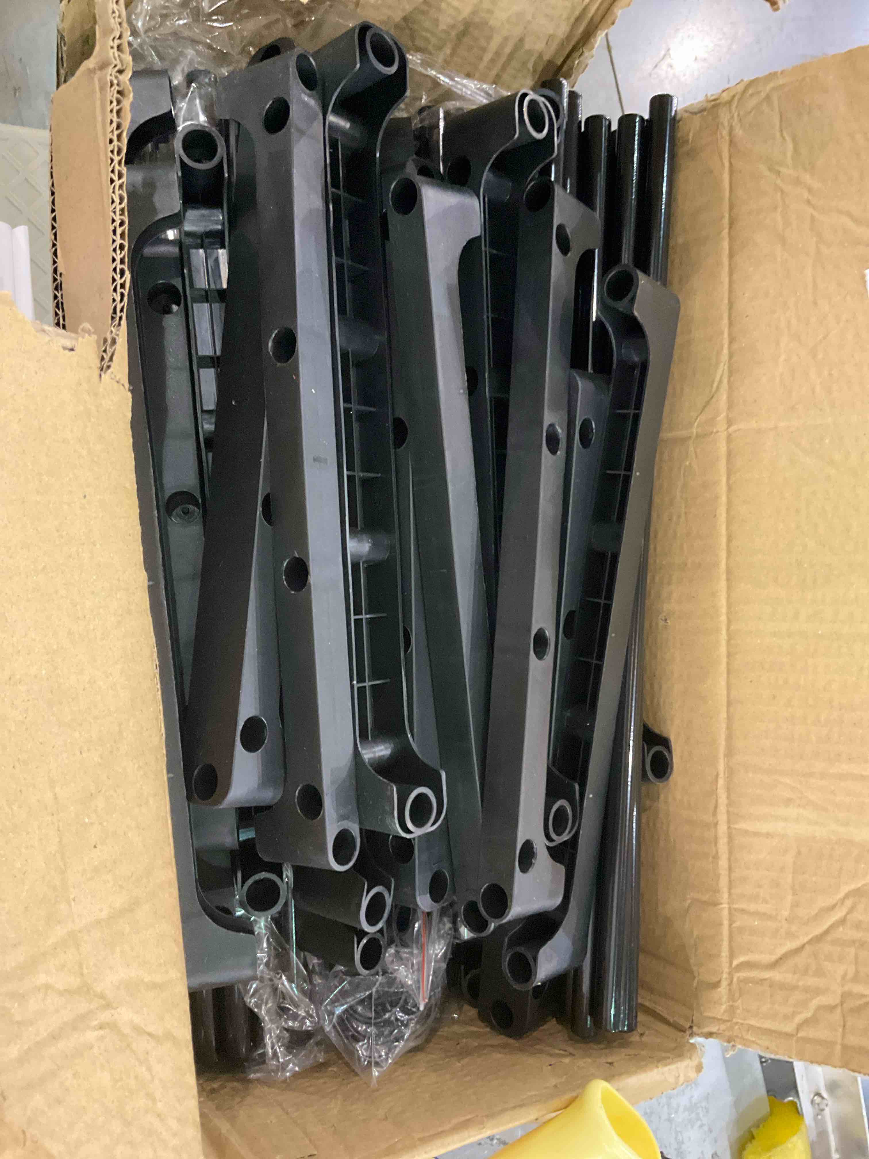 https://s3.amazonaws.com/lotting-images-prod/BargainHunt/EXS01021508_1707402368278.jpeg