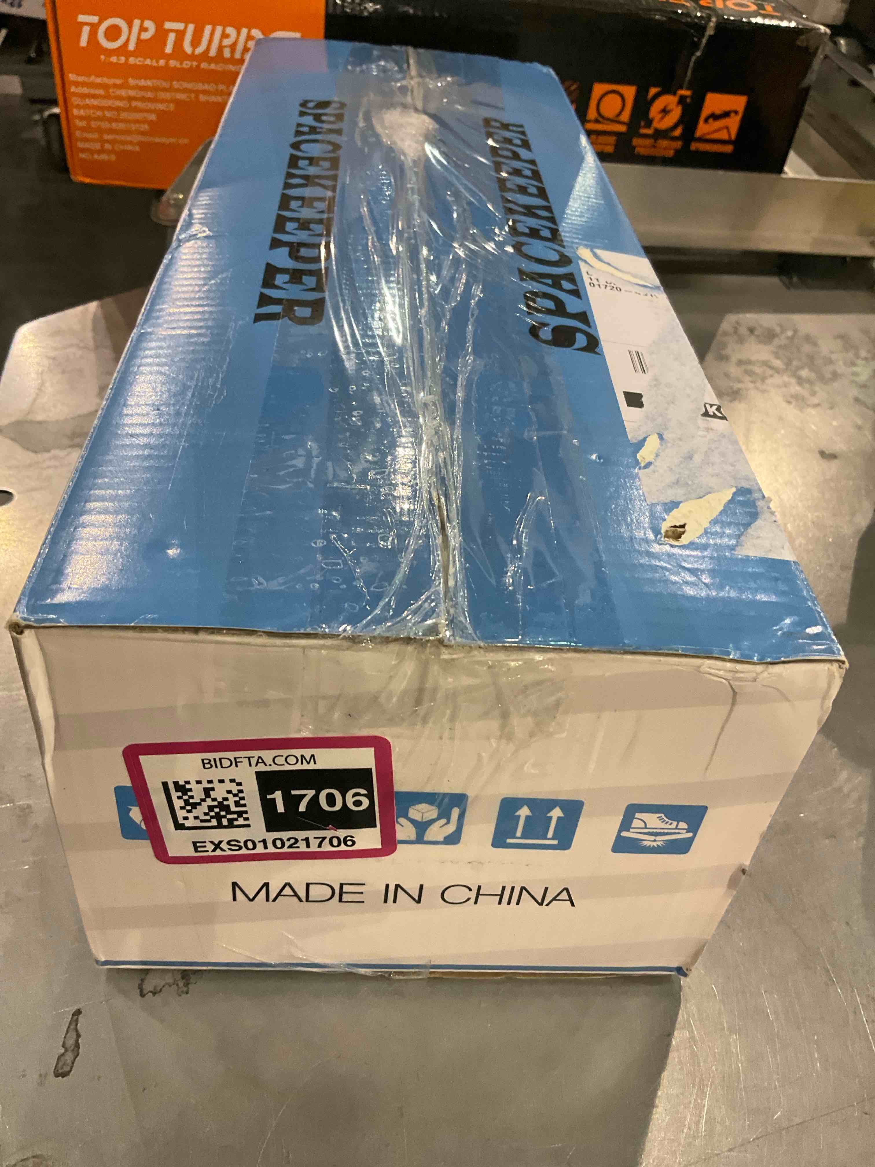 https://s3.amazonaws.com/lotting-images-prod/BargainHunt/EXS01021706_1707486938824.jpeg