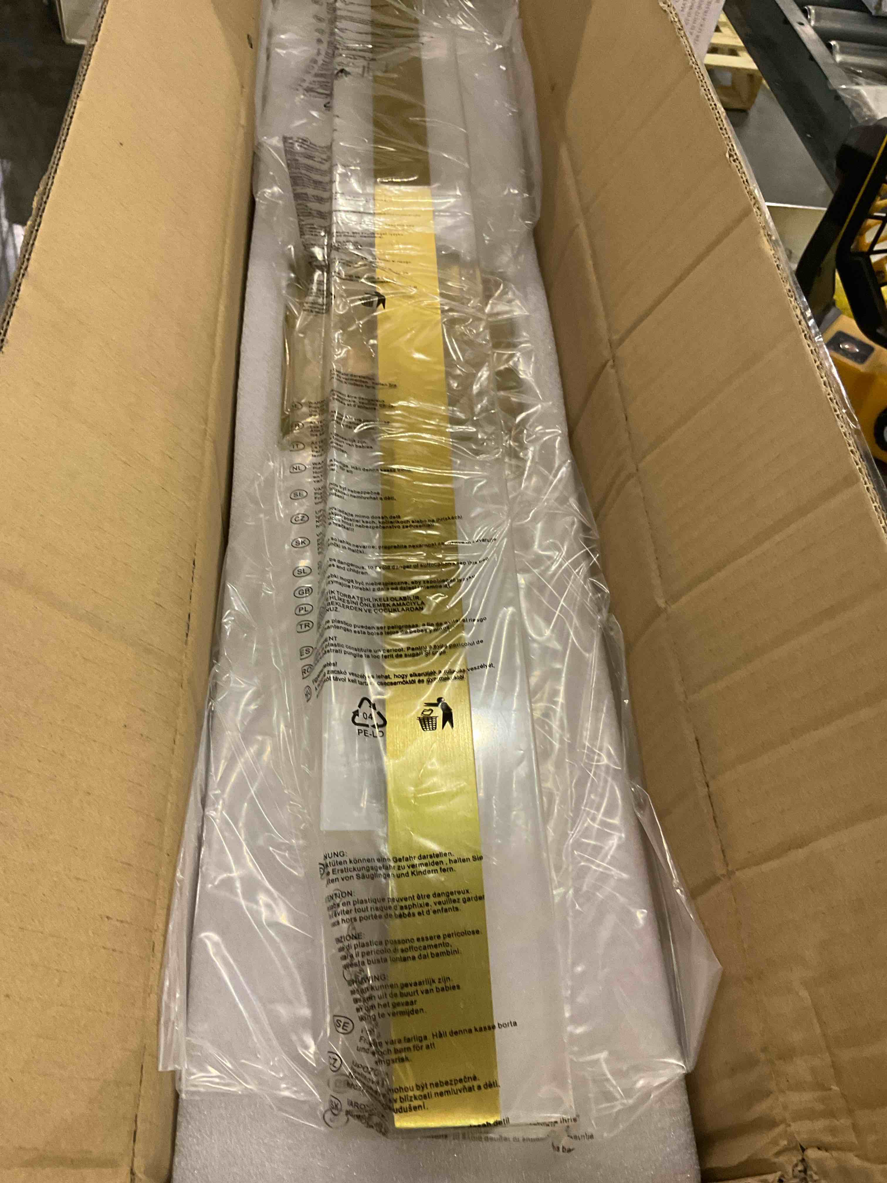 https://s3.amazonaws.com/lotting-images-prod/BargainHunt/EXS01021717_1707491179026.jpeg