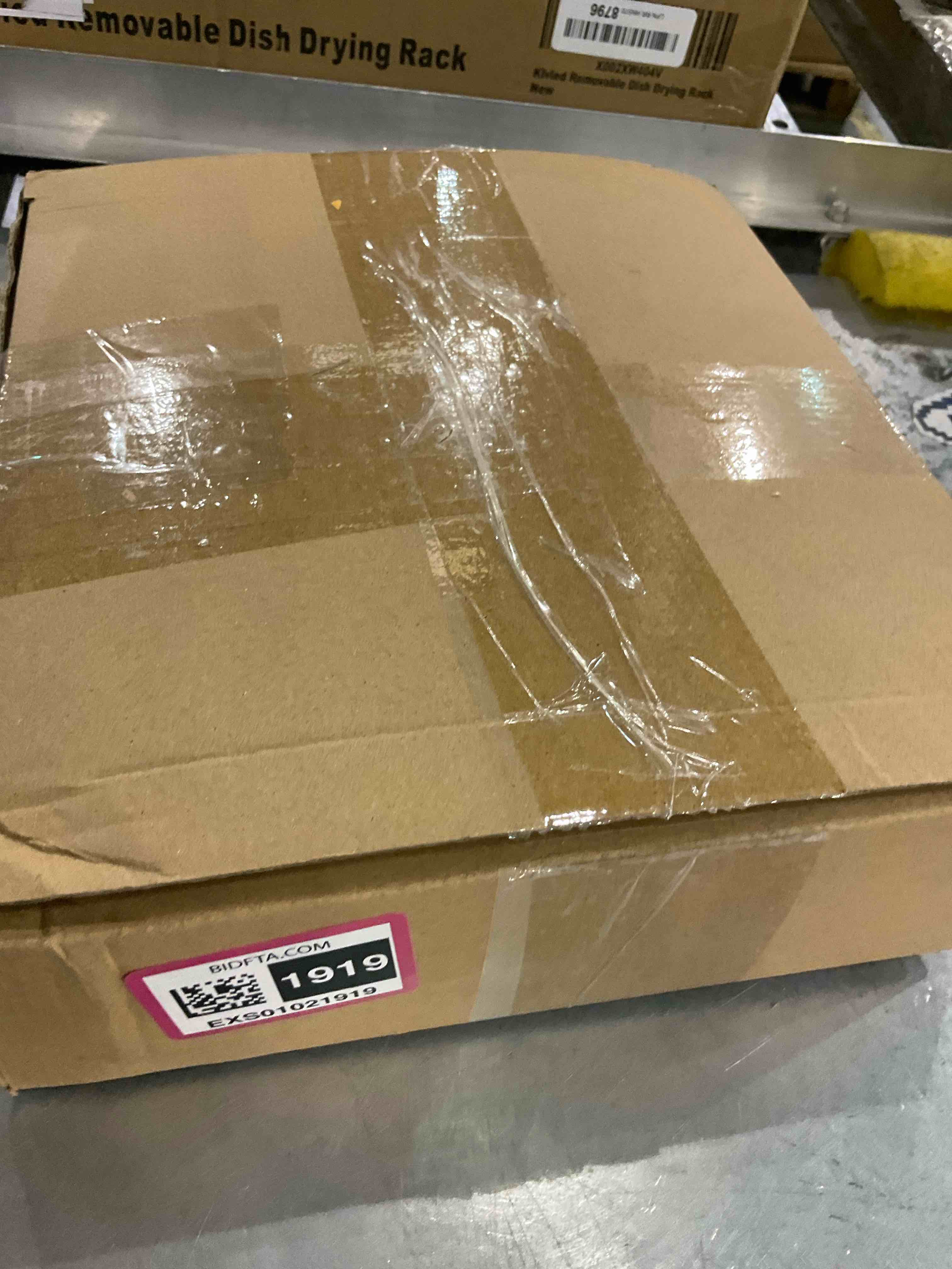 https://s3.amazonaws.com/lotting-images-prod/BargainHunt/EXS01021919_1707756020364.jpeg