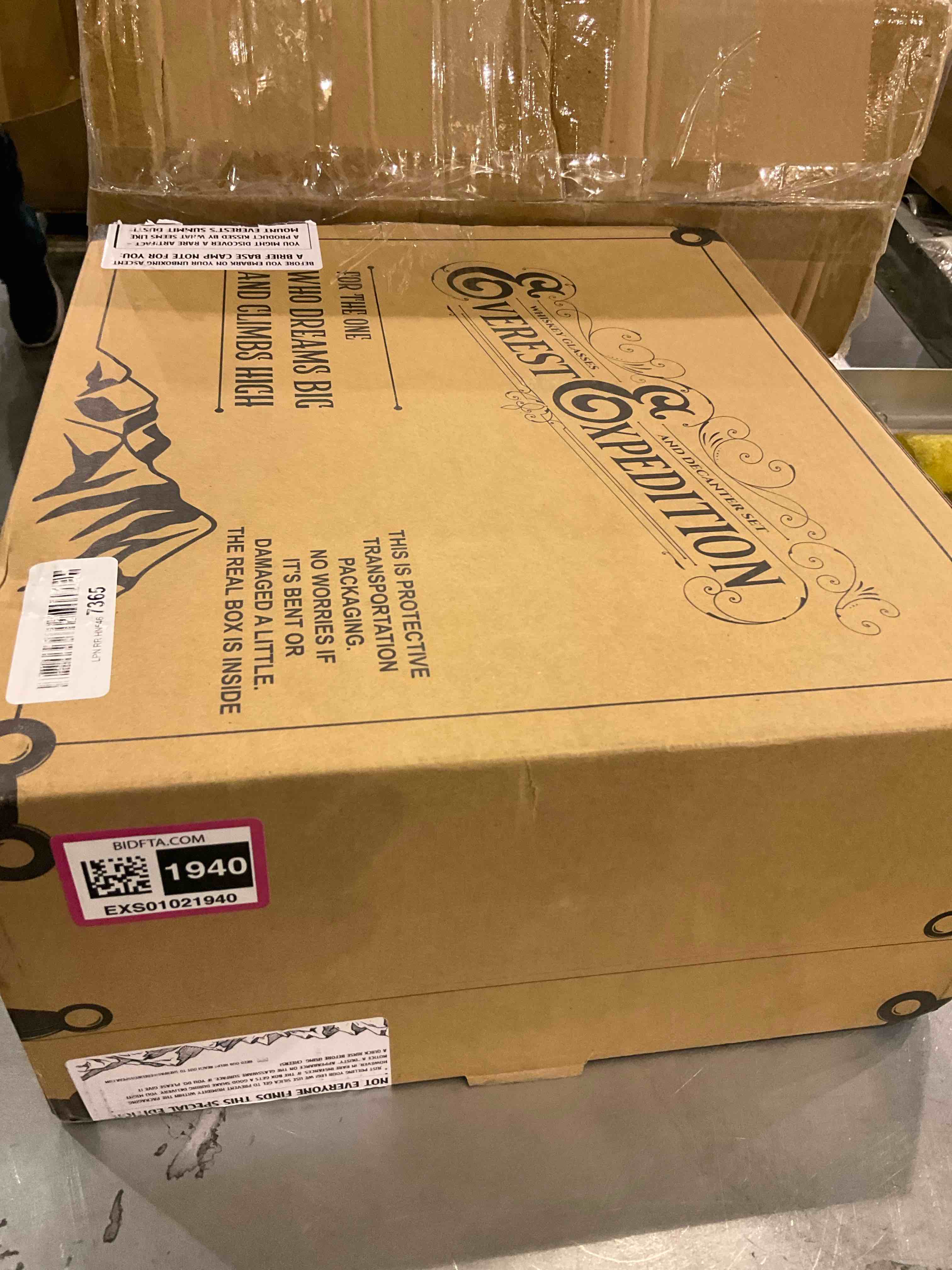 https://s3.amazonaws.com/lotting-images-prod/BargainHunt/EXS01021940_1707760555637.jpeg