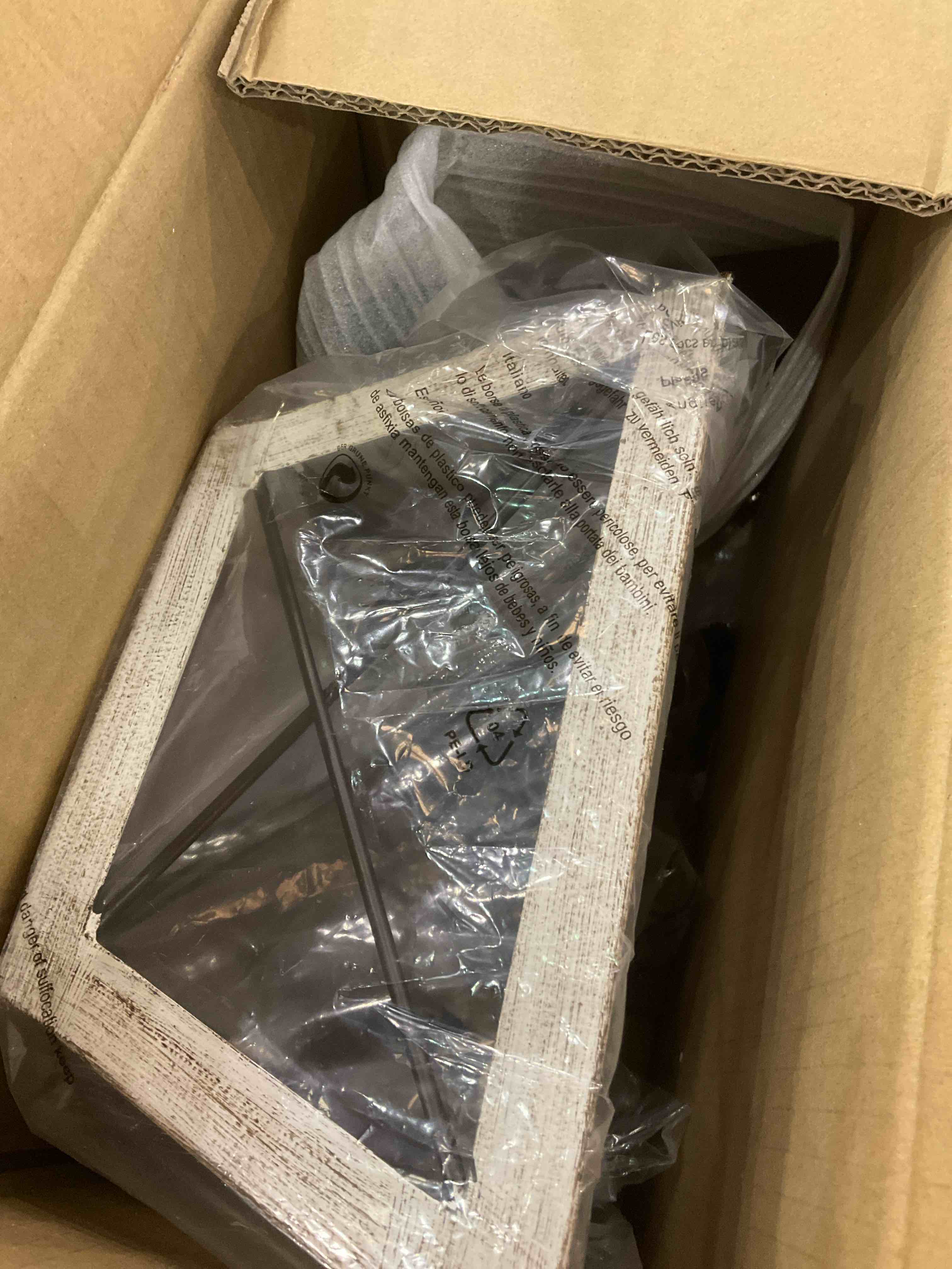 https://s3.amazonaws.com/lotting-images-prod/BargainHunt/EXS01022071_1707493200090.jpeg