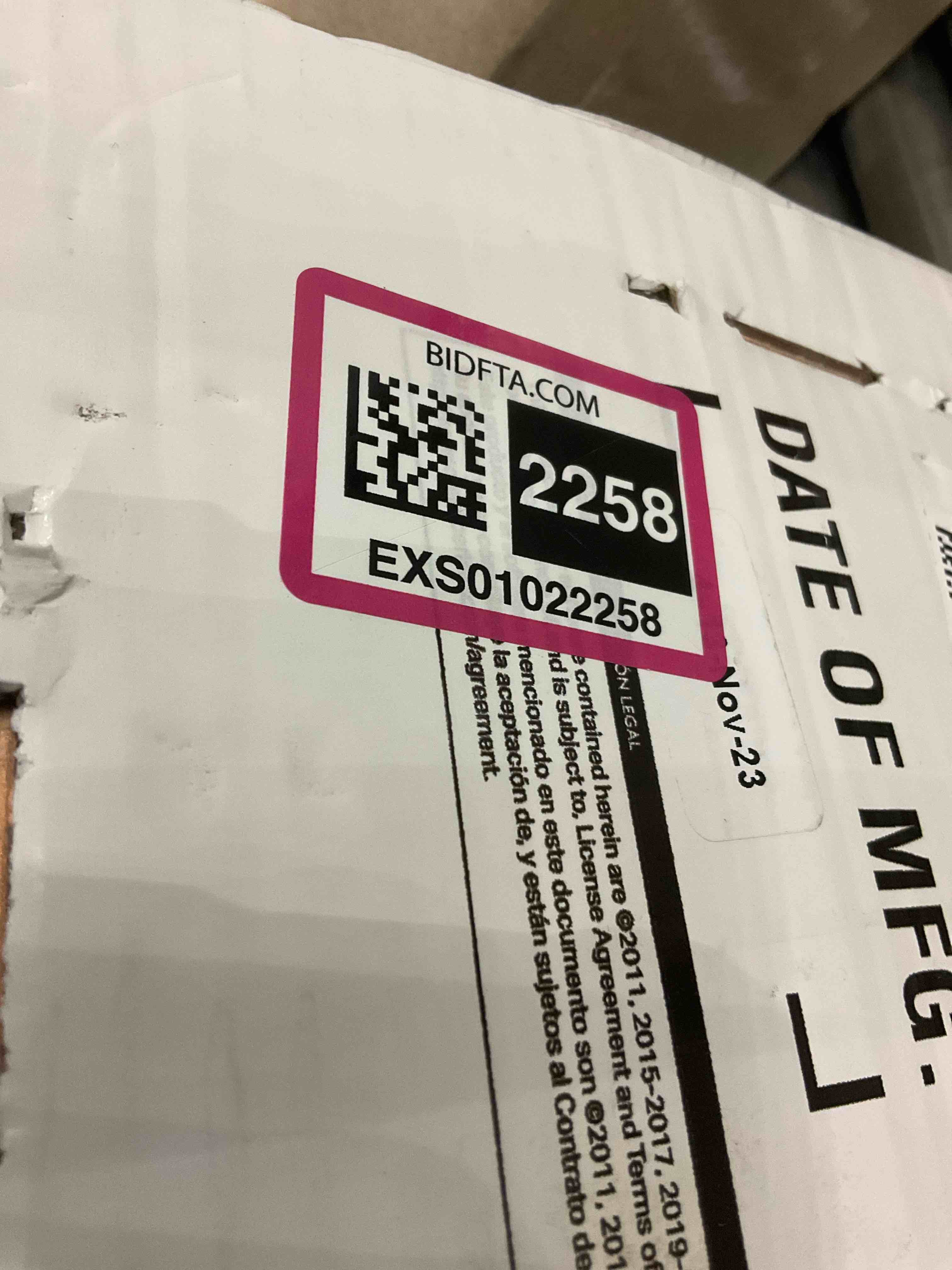 https://s3.amazonaws.com/lotting-images-prod/BargainHunt/EXS01022258_1707768443188.jpeg