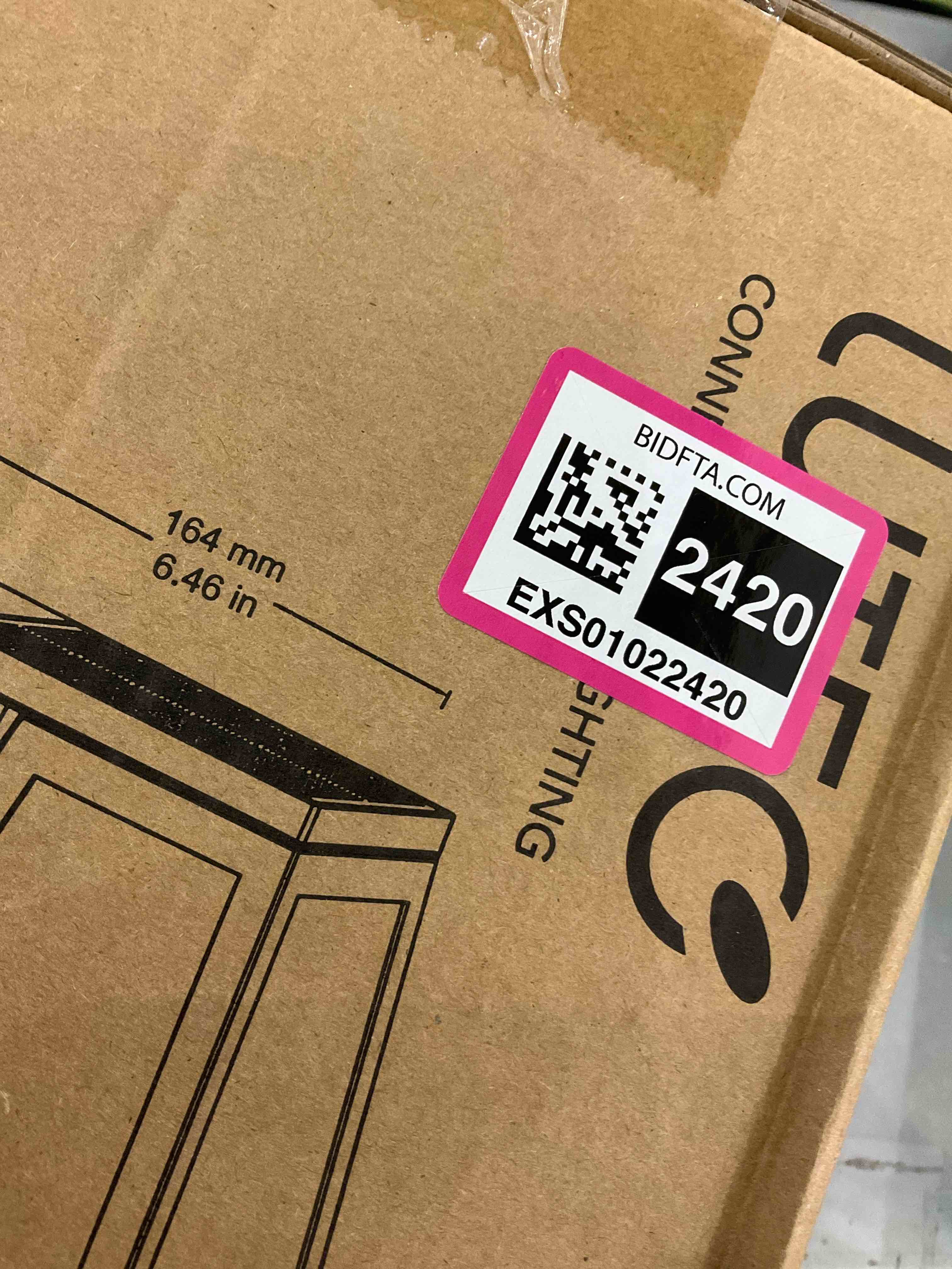 https://s3.amazonaws.com/lotting-images-prod/BargainHunt/EXS01022420_1707920997701.jpeg