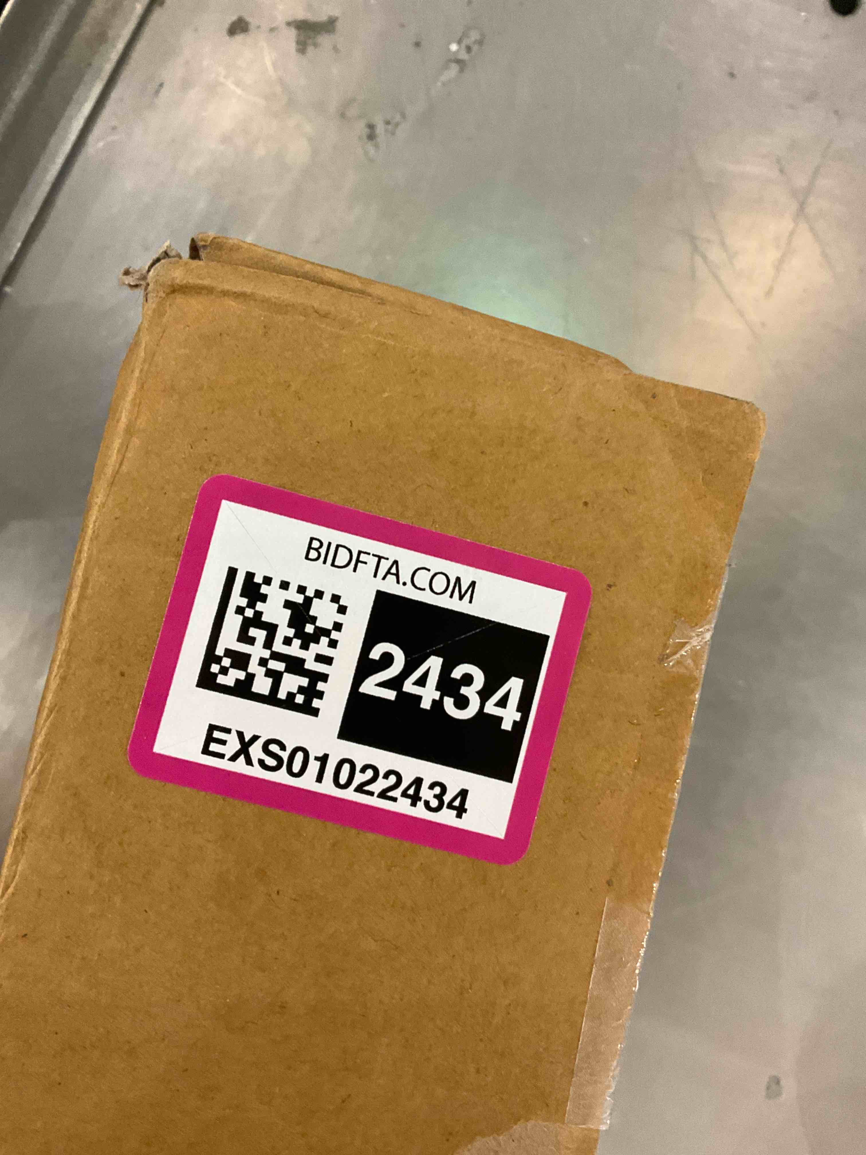 https://s3.amazonaws.com/lotting-images-prod/BargainHunt/EXS01022434_1707924228608.jpeg