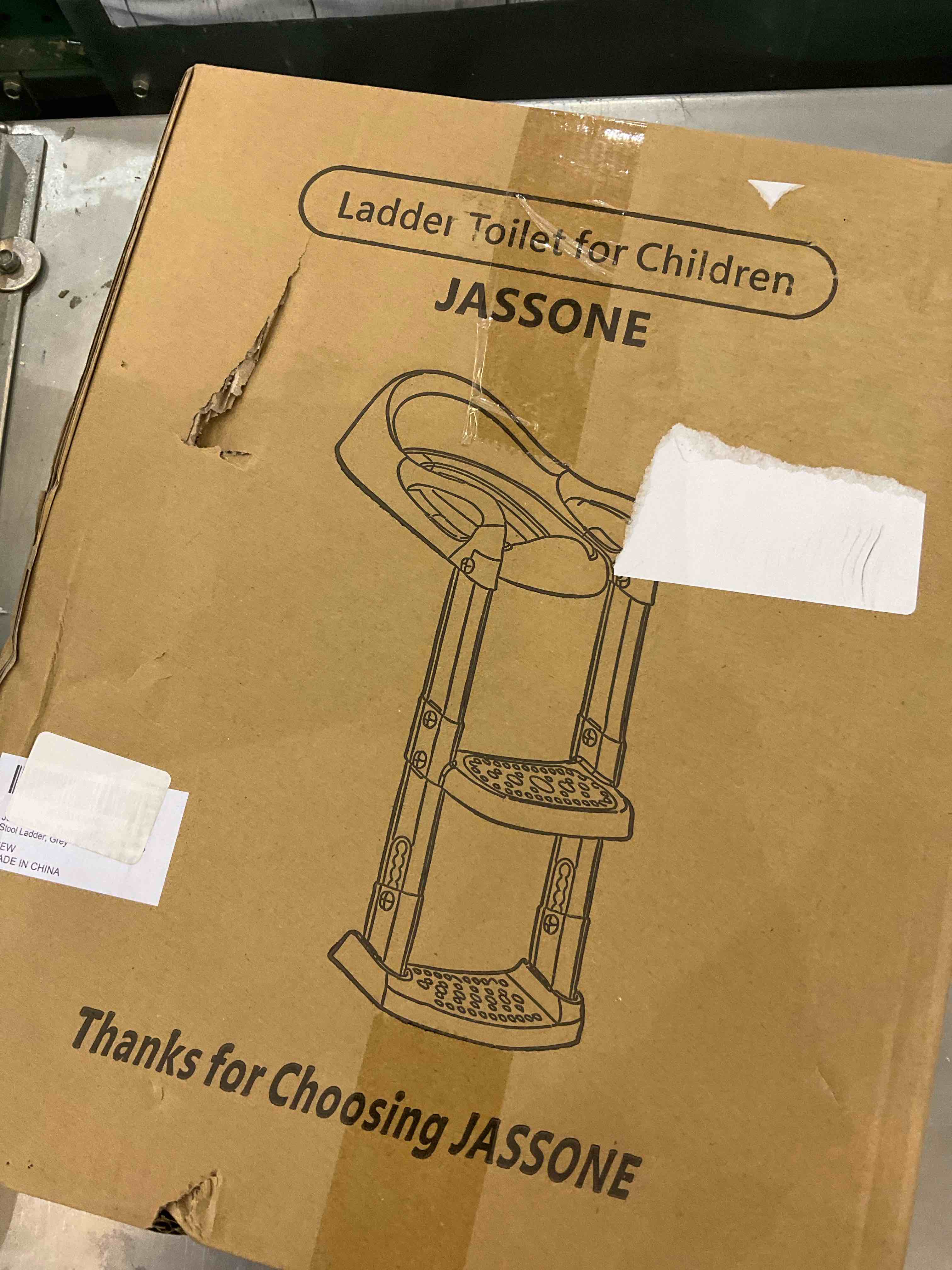 https://s3.amazonaws.com/lotting-images-prod/BargainHunt/EXS01022484_1707933356118.jpeg
